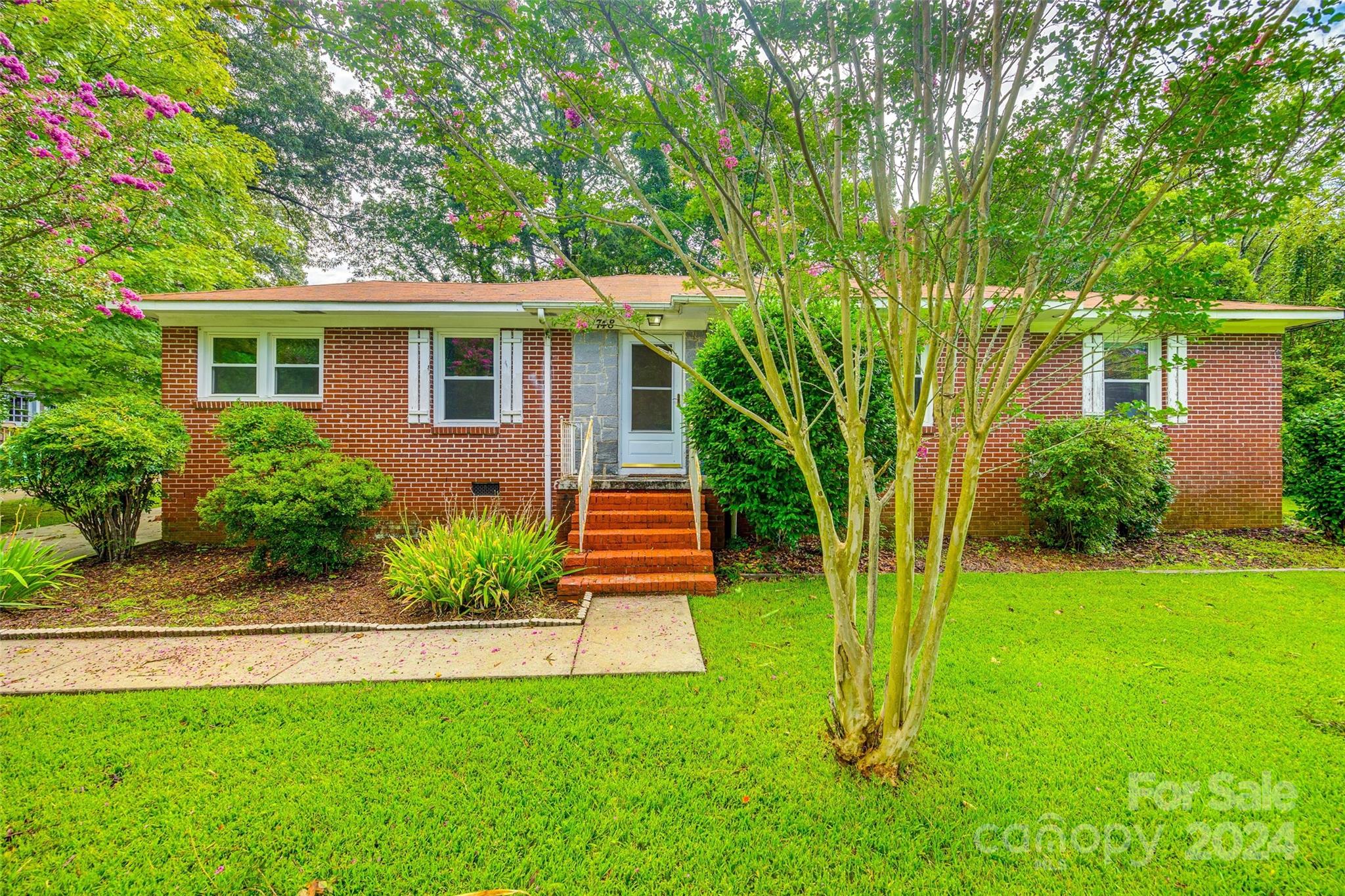 Colonial Heights - Residential