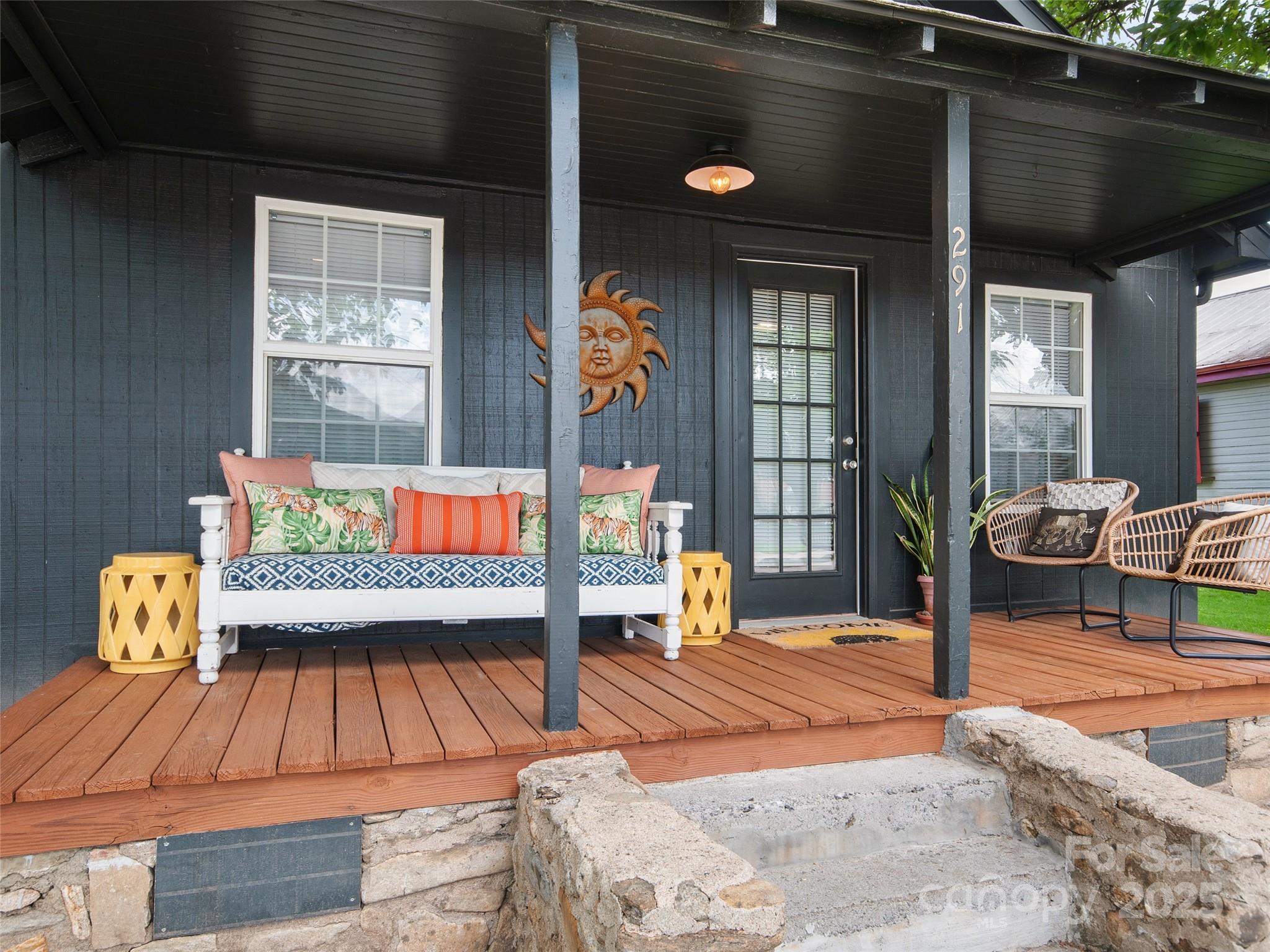 291 Camelot Drive