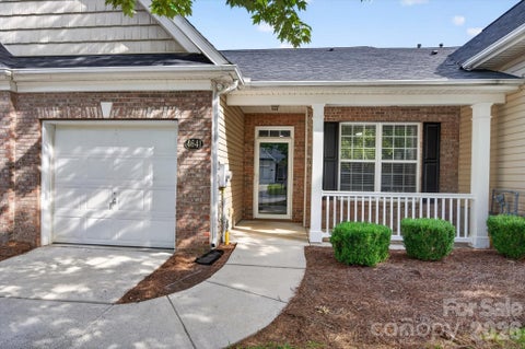 Photo of 4641 Willow Glen Road, Harrisburg, NC 28075 (MLS # 4422313)