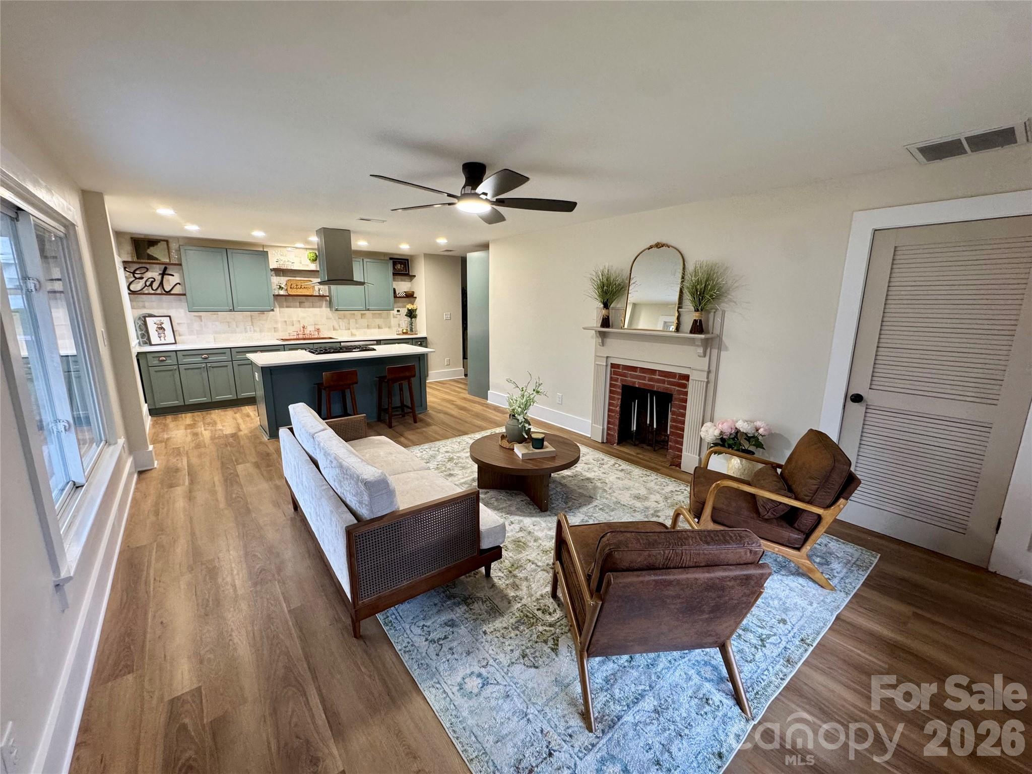 29 SW Plott Drive SW