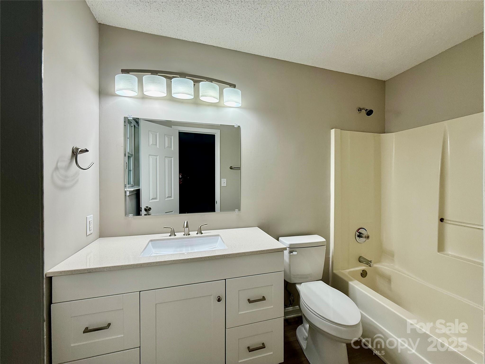 Eagle Nest - Residential