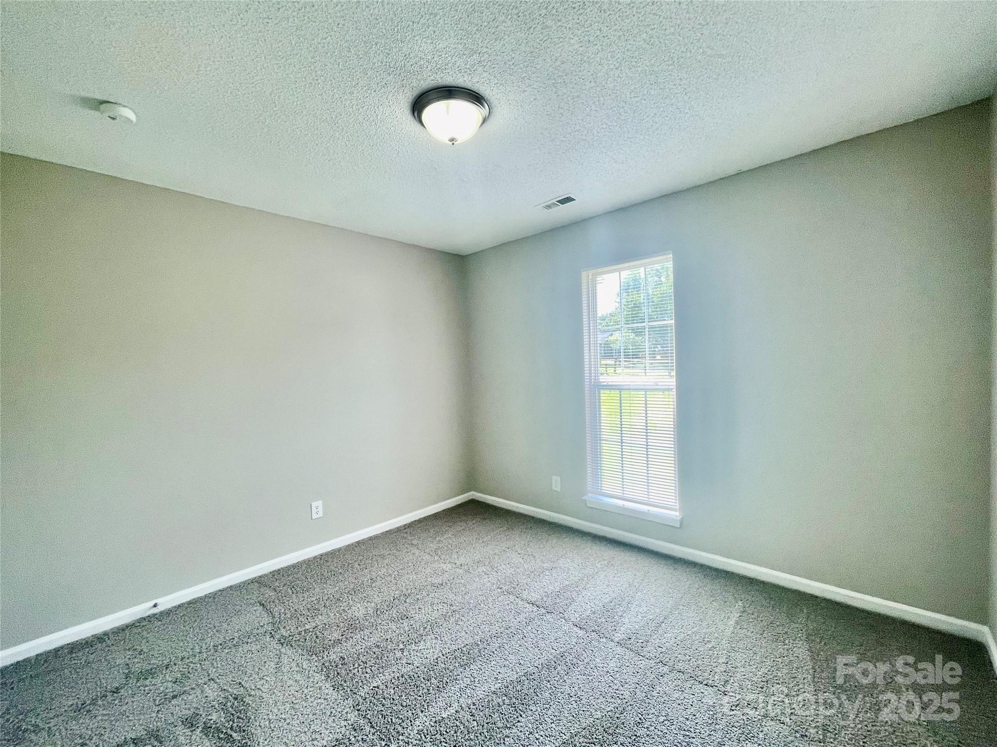 Eagle Nest - Residential