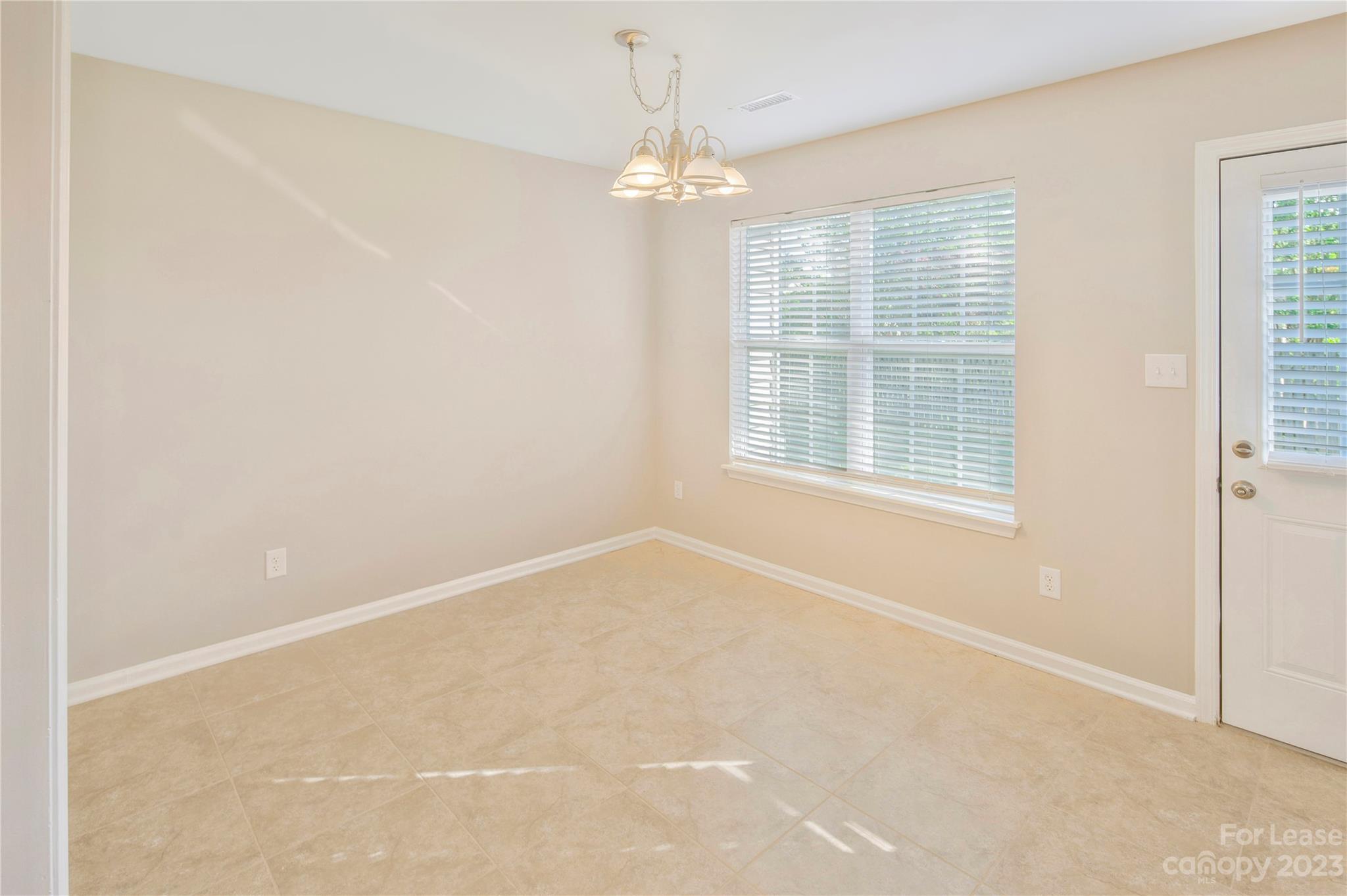 Brownestone - Residential Lease