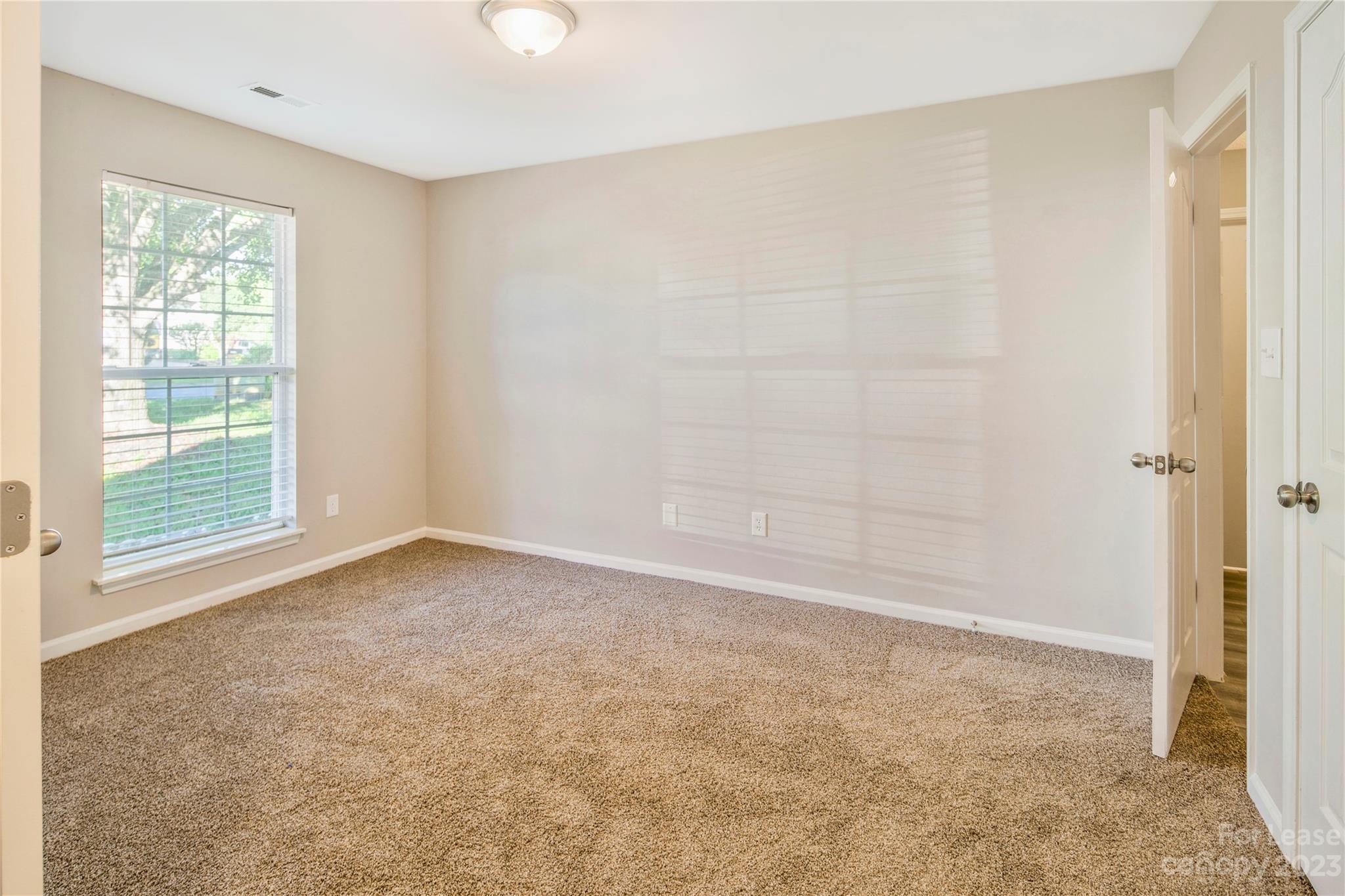 Brownestone - Residential Lease