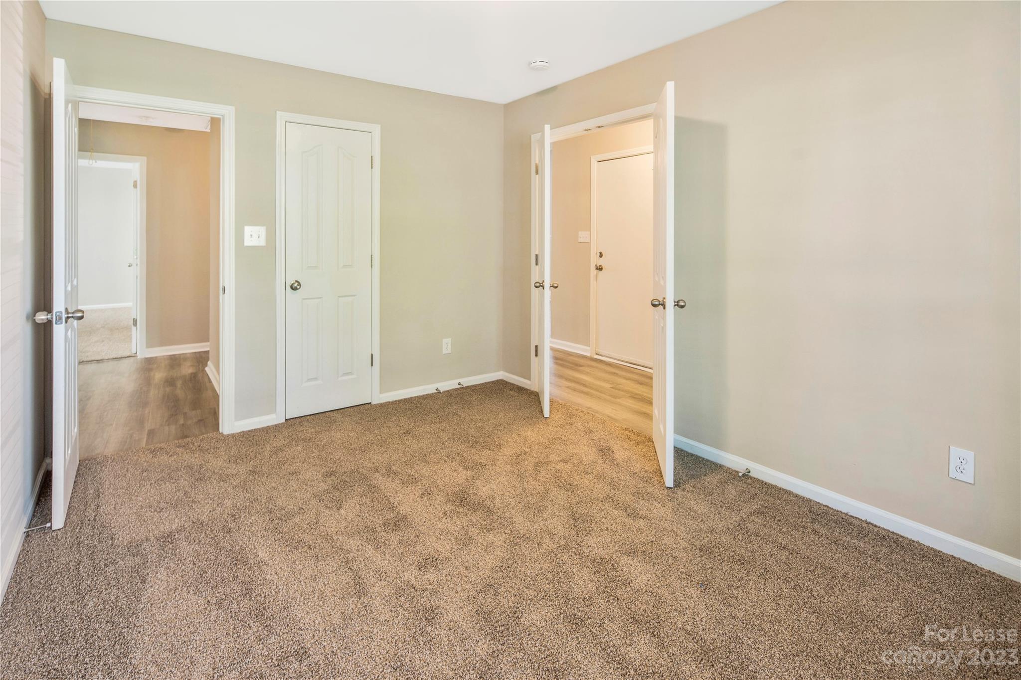 Brownestone - Residential Lease