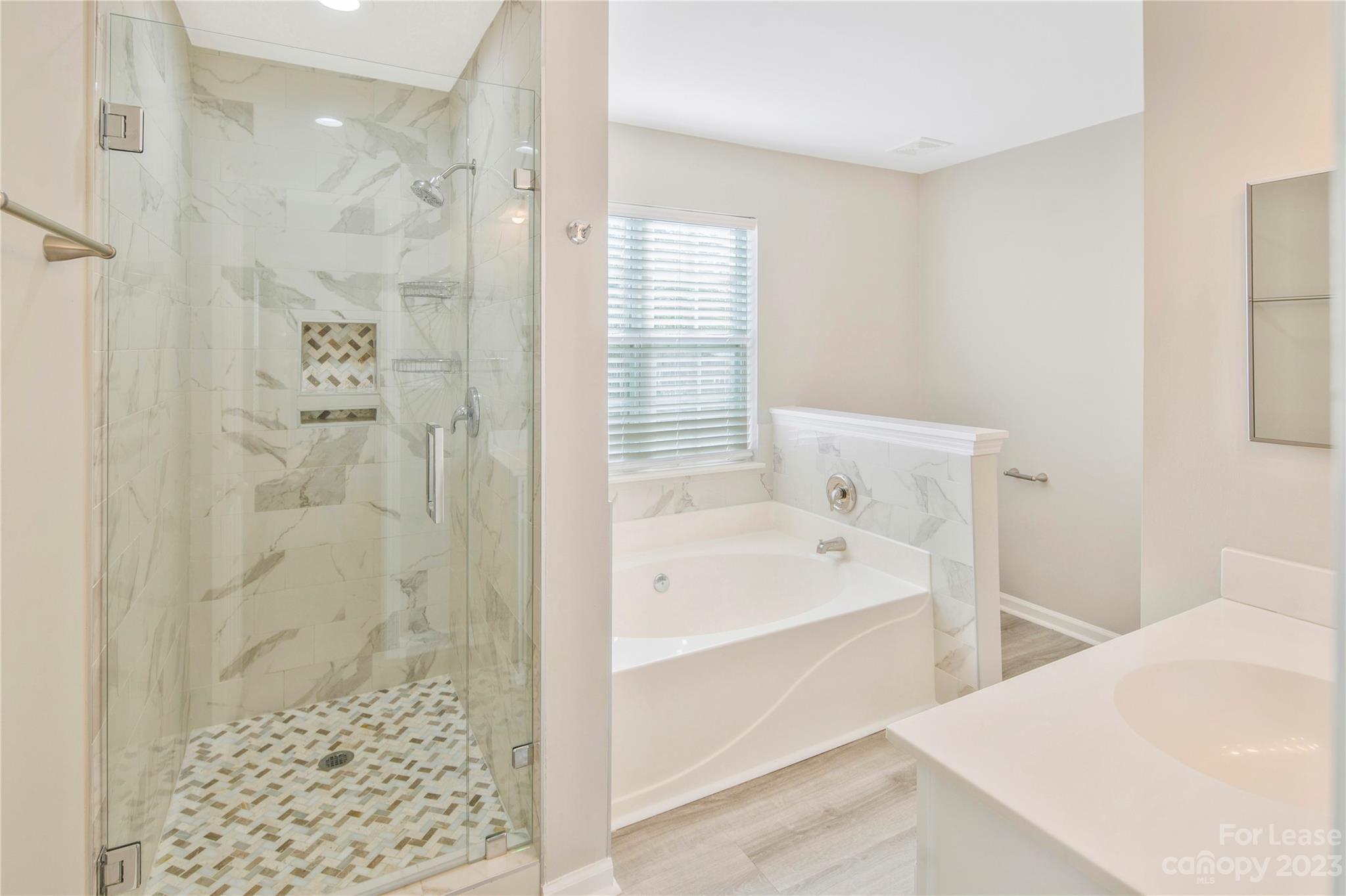 Brownestone - Residential Lease