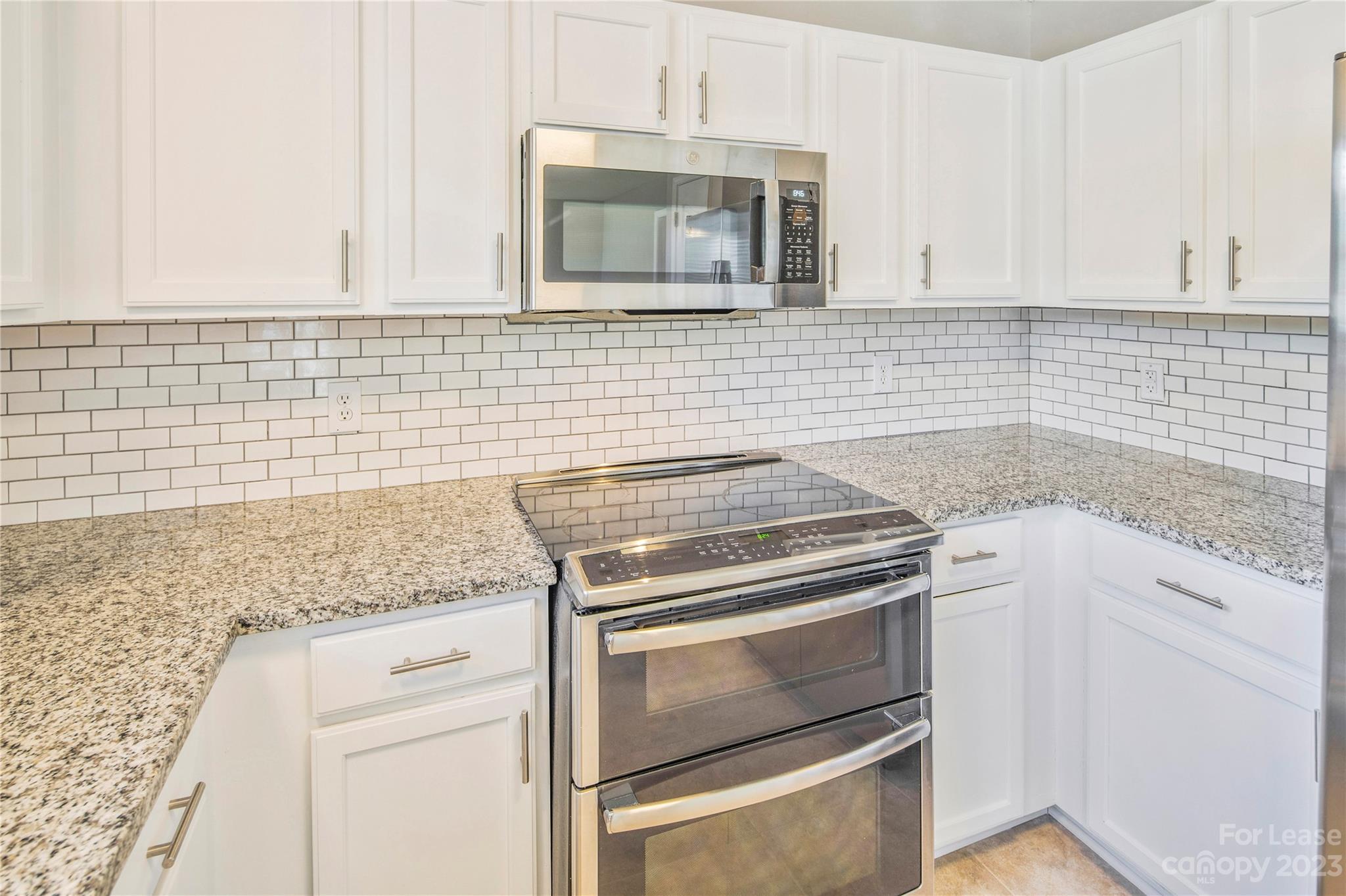 Brownestone - Residential Lease