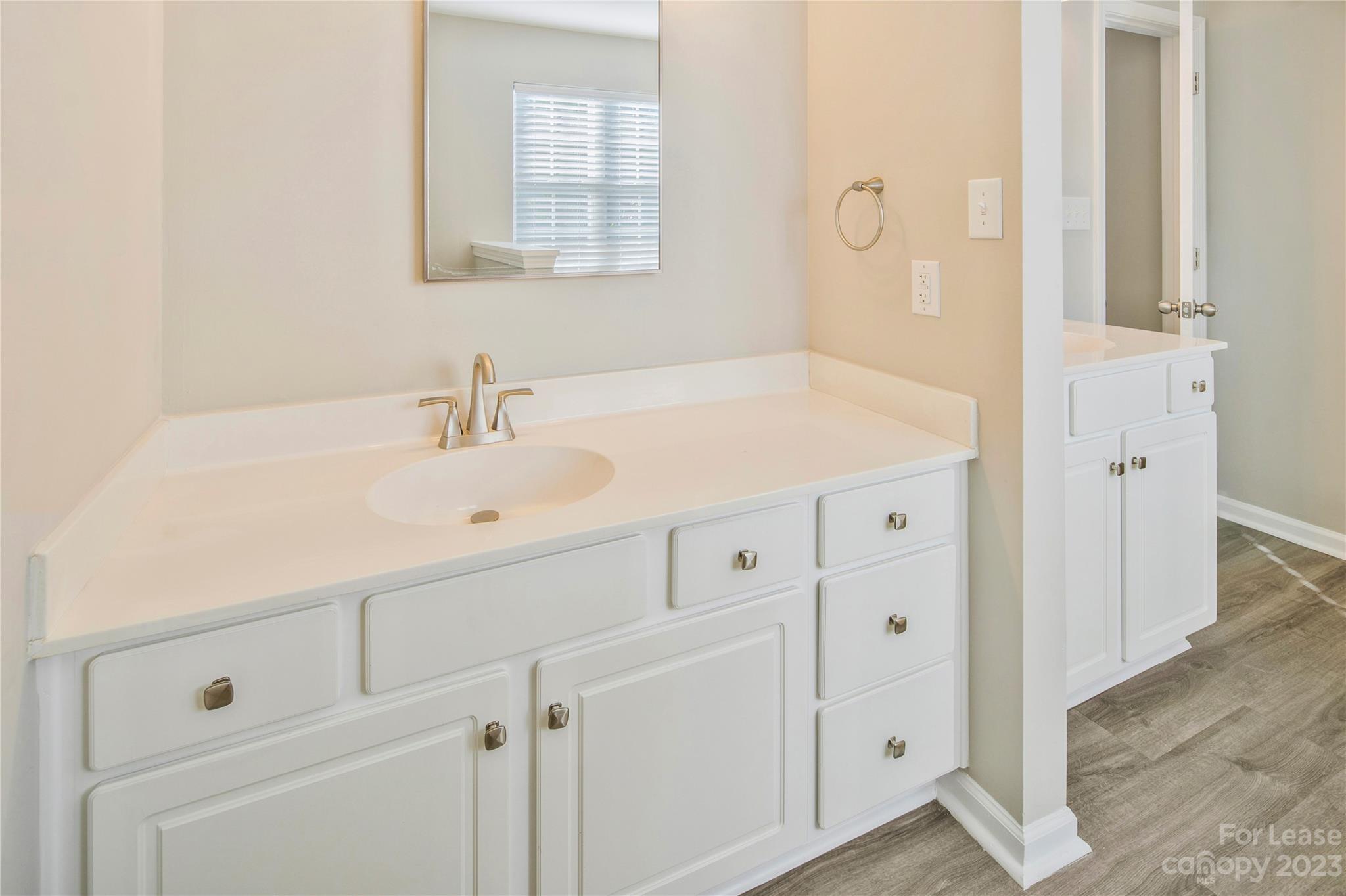 Brownestone - Residential Lease