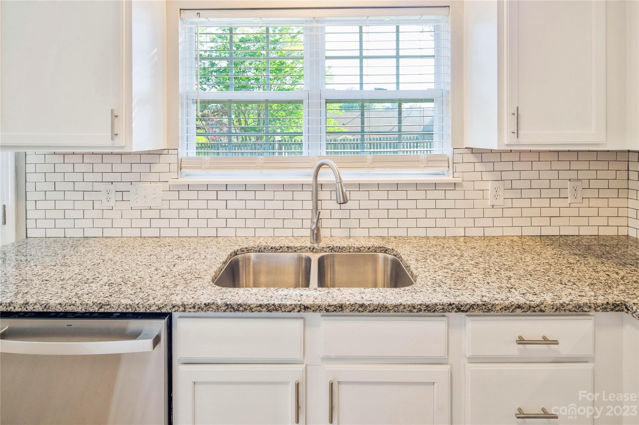 Brownestone - Residential Lease