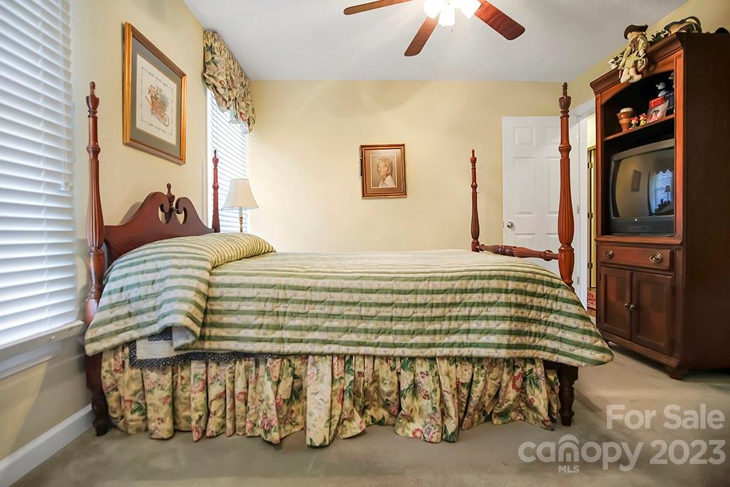 Country Club - Residential