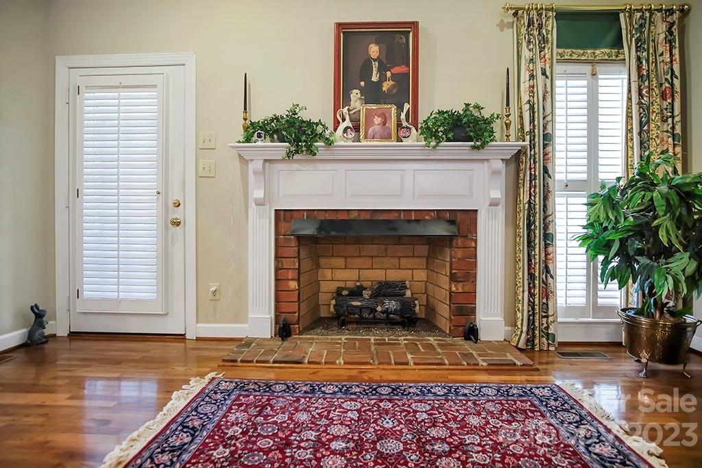 Country Club - Residential