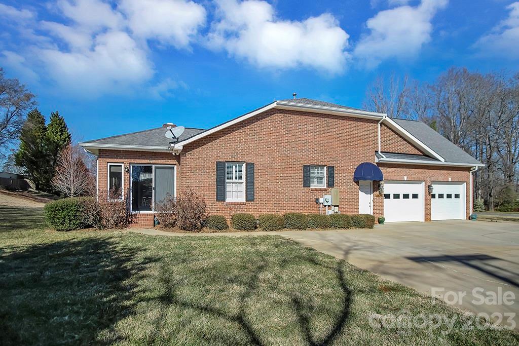 Country Club - Residential