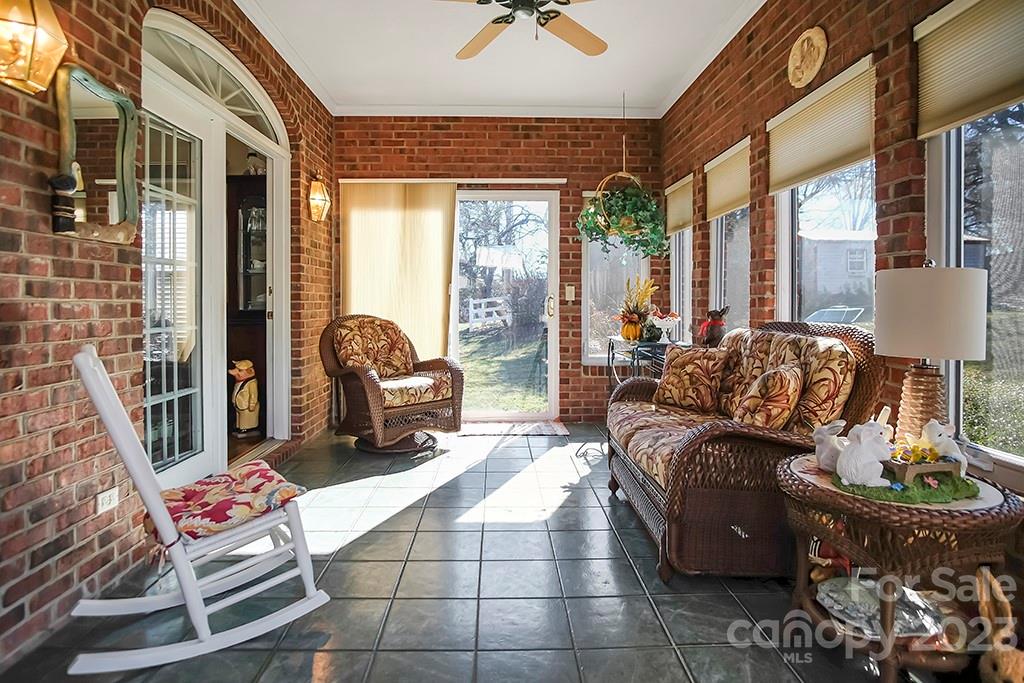 Country Club - Residential