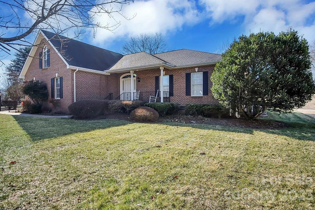 Country Club - Residential