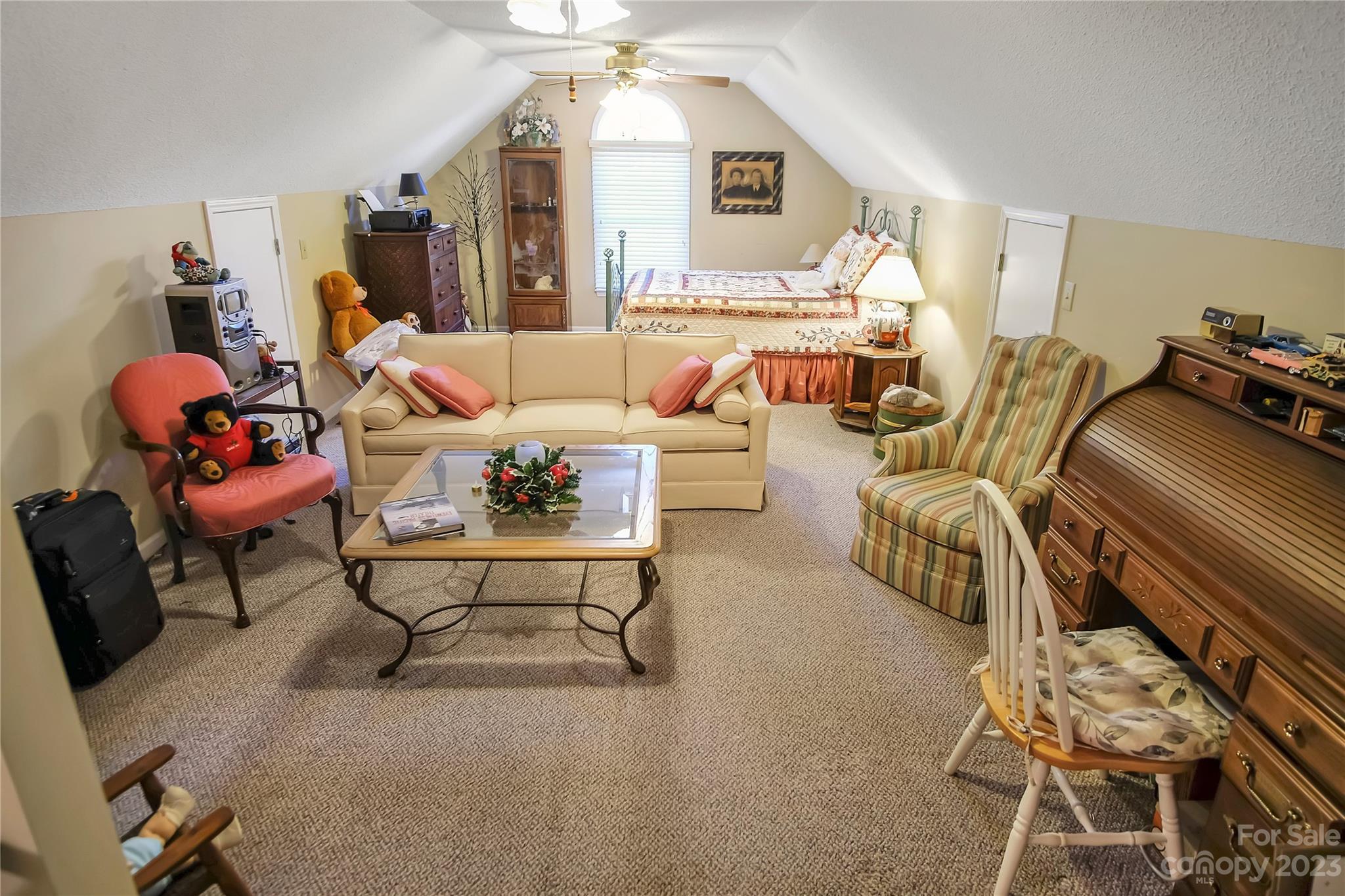 Country Club - Residential