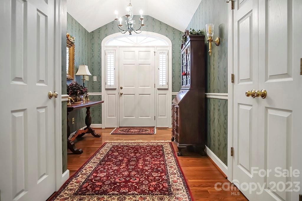 Country Club - Residential