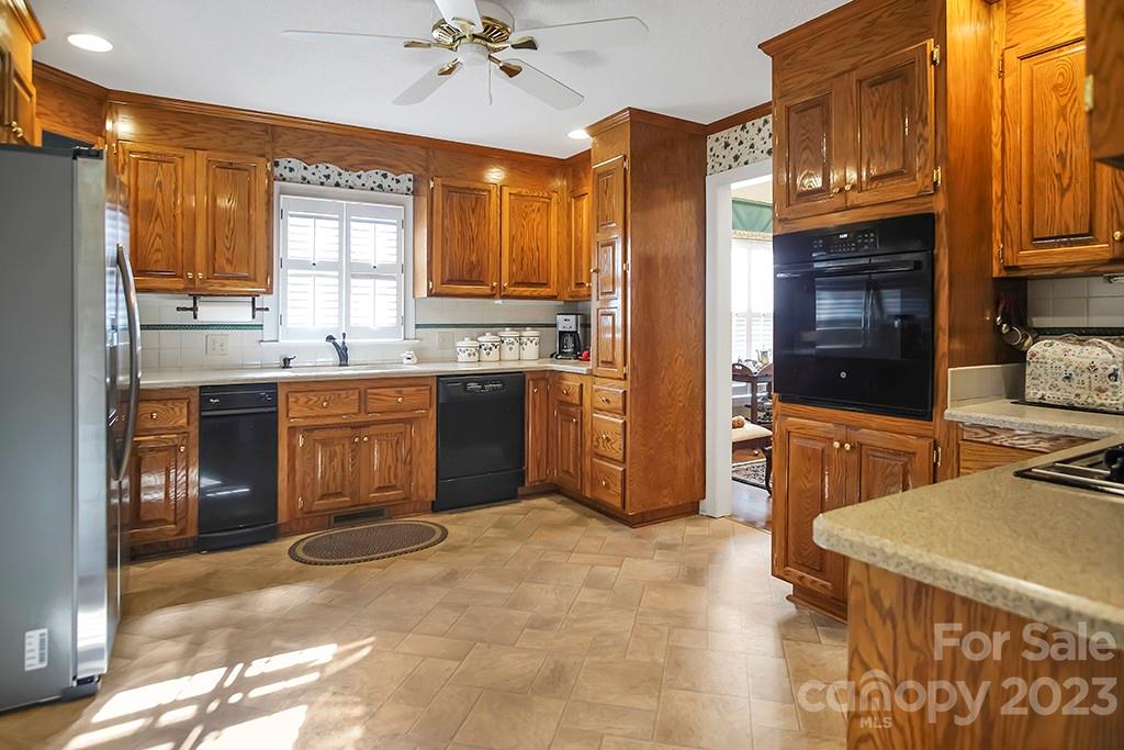 Country Club - Residential