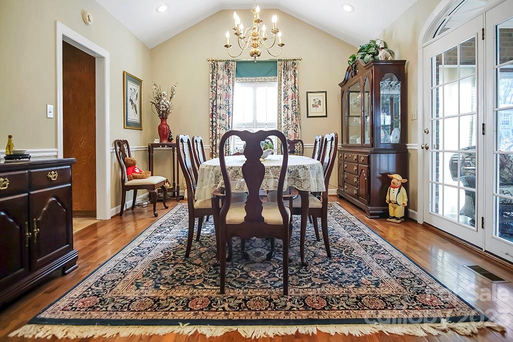 Country Club - Residential