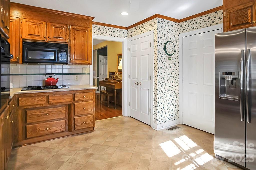 Country Club - Residential