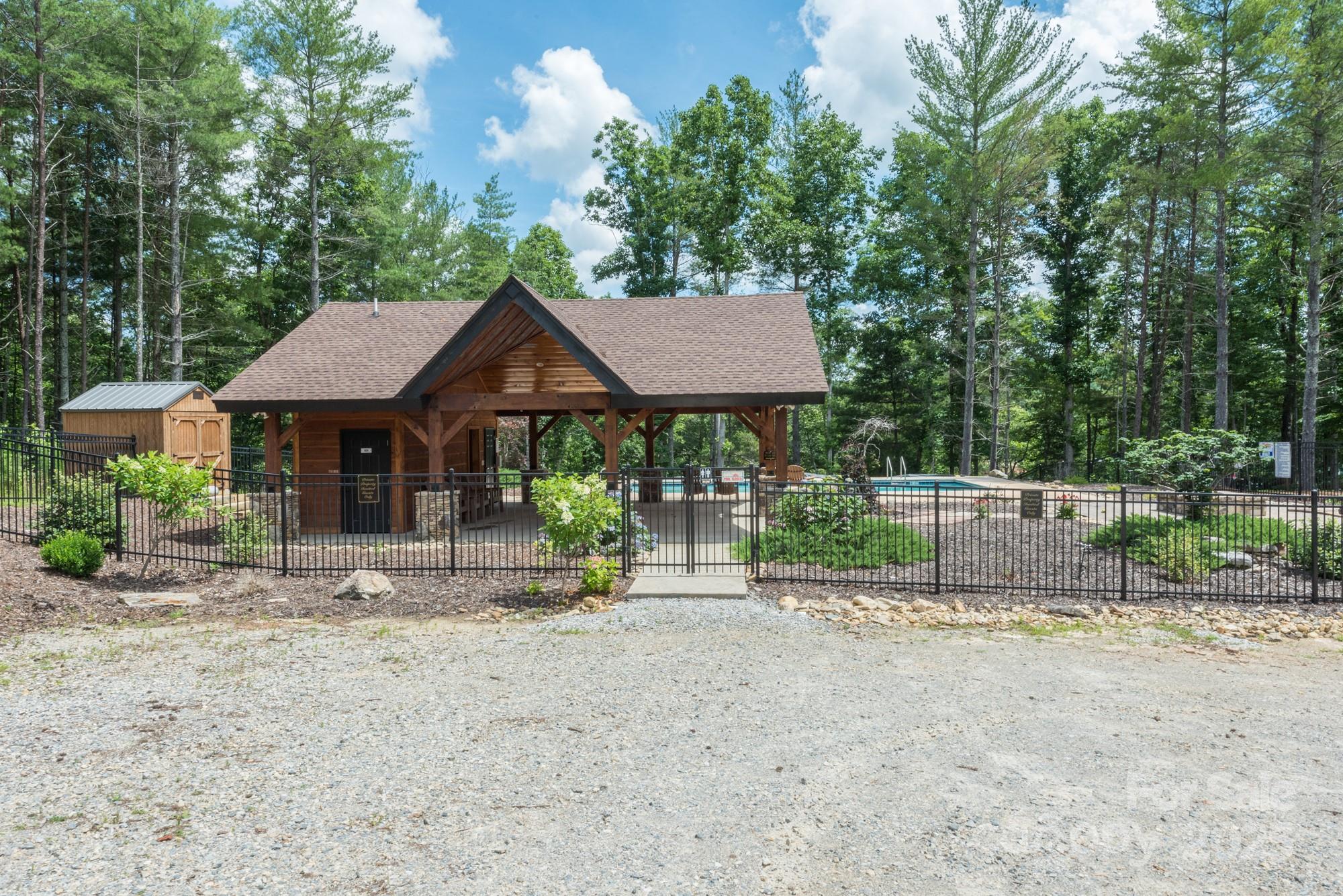 The Peninsula at Lake James - Land