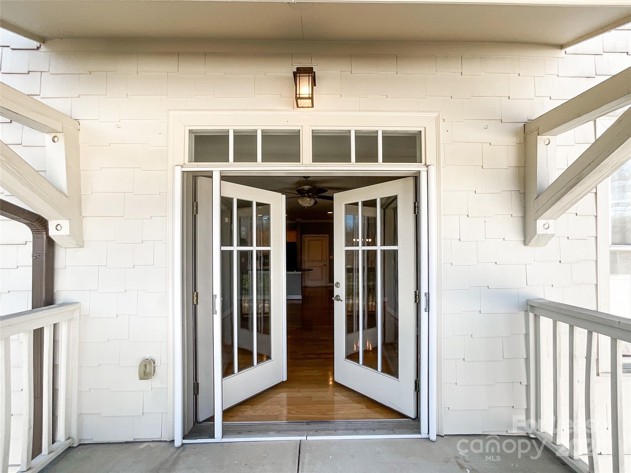 Elizabeth Place - Residential Lease