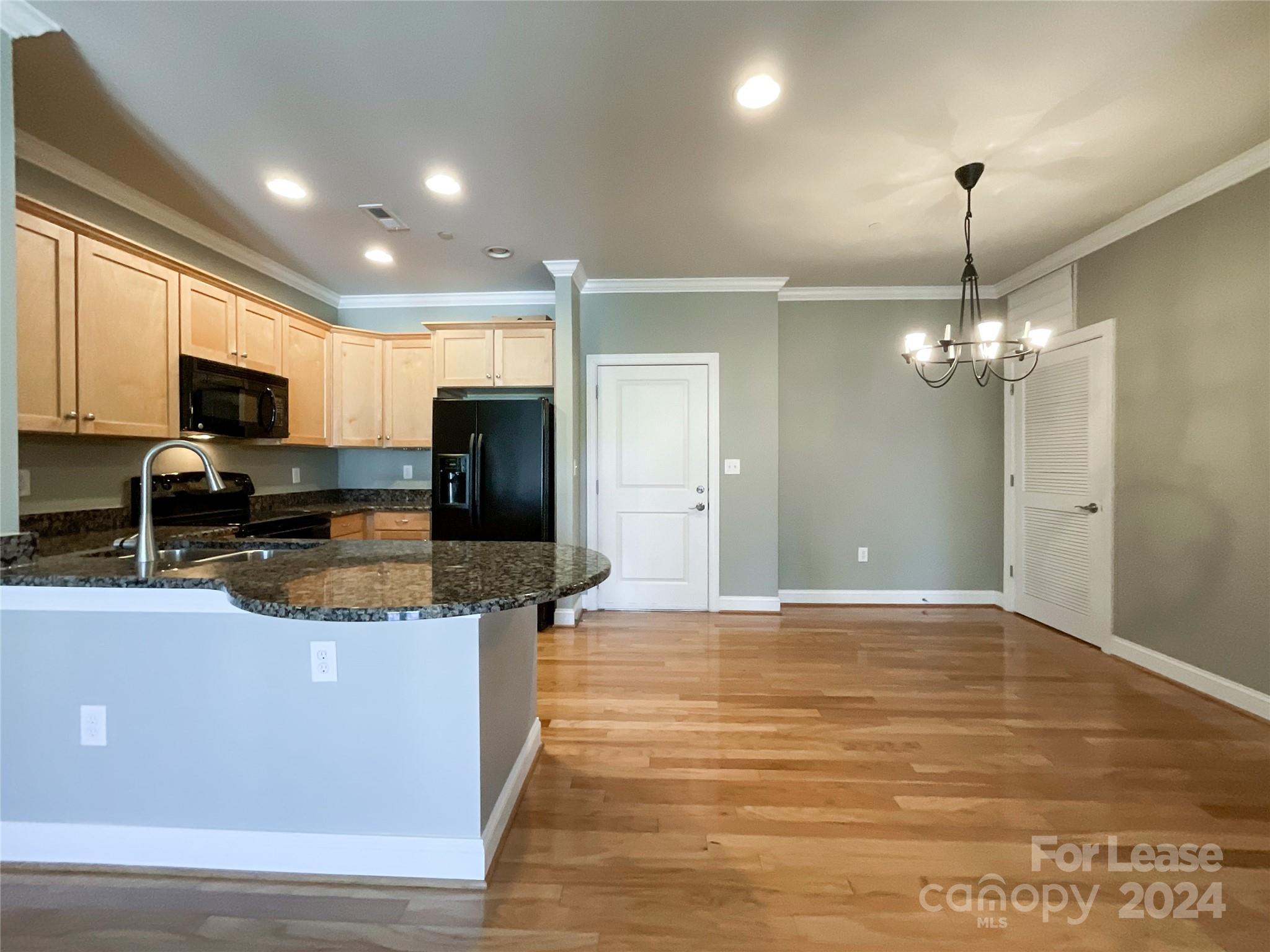 Elizabeth Place - Residential Lease