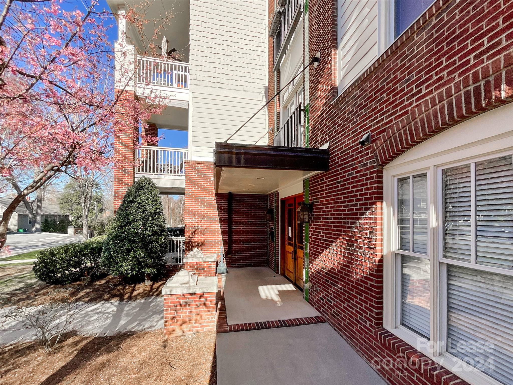 Elizabeth Place - Residential Lease