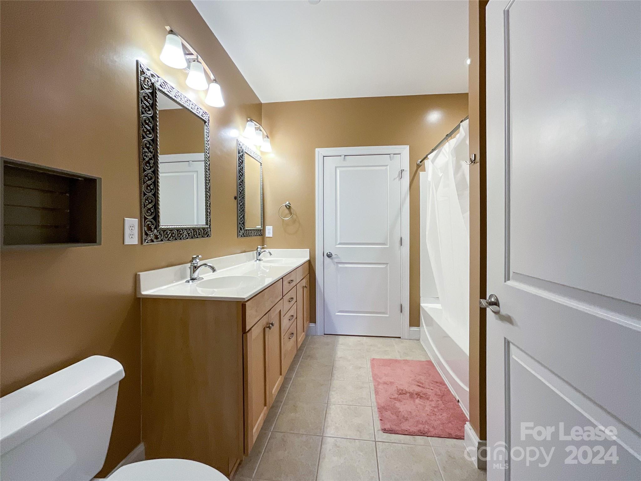 Elizabeth Place - Residential Lease