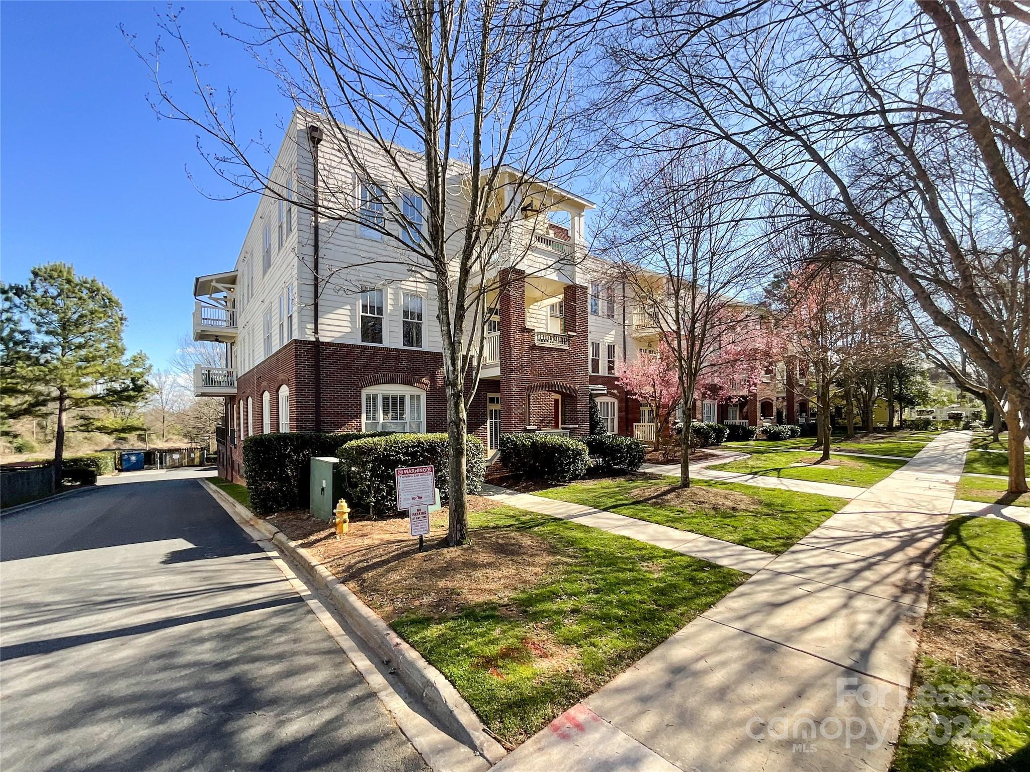 Elizabeth Place - Residential Lease