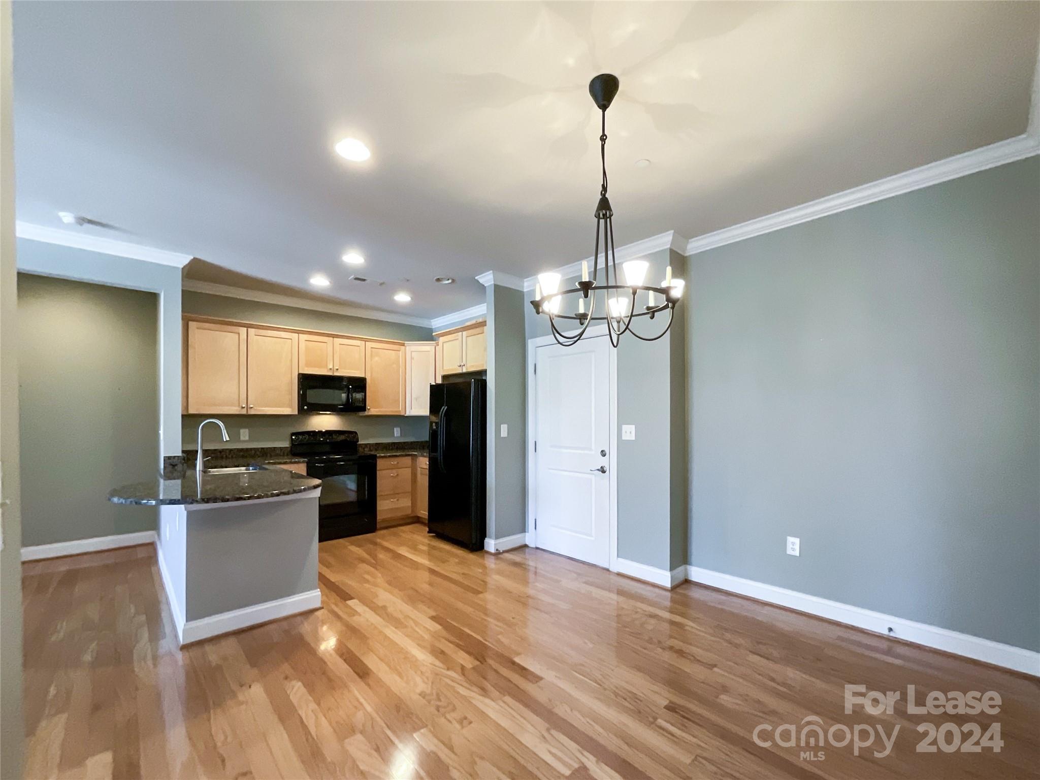 Elizabeth Place - Residential Lease