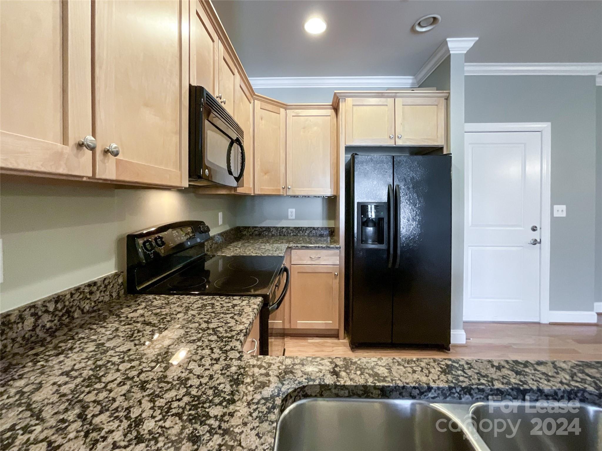 Elizabeth Place - Residential Lease