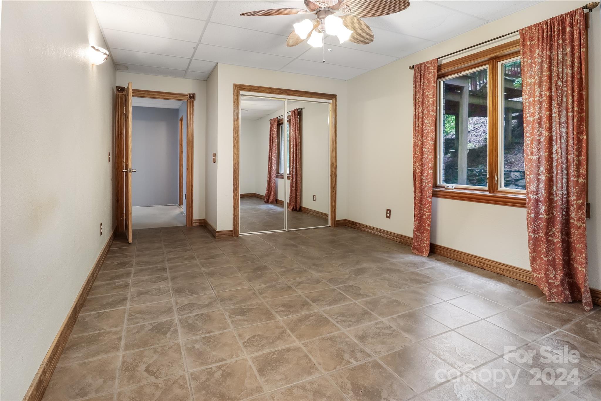 Lake Adger - Residential