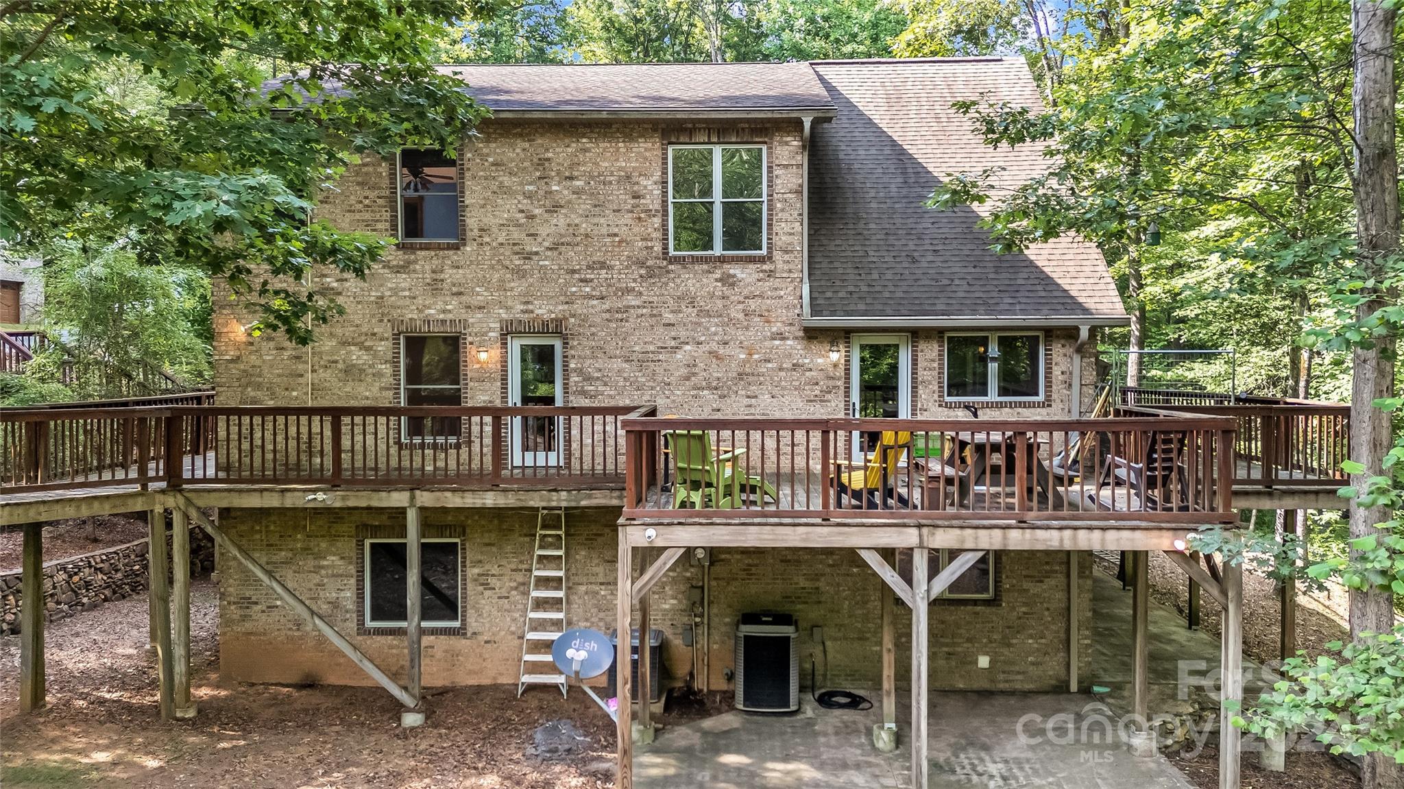 Lake Adger - Residential