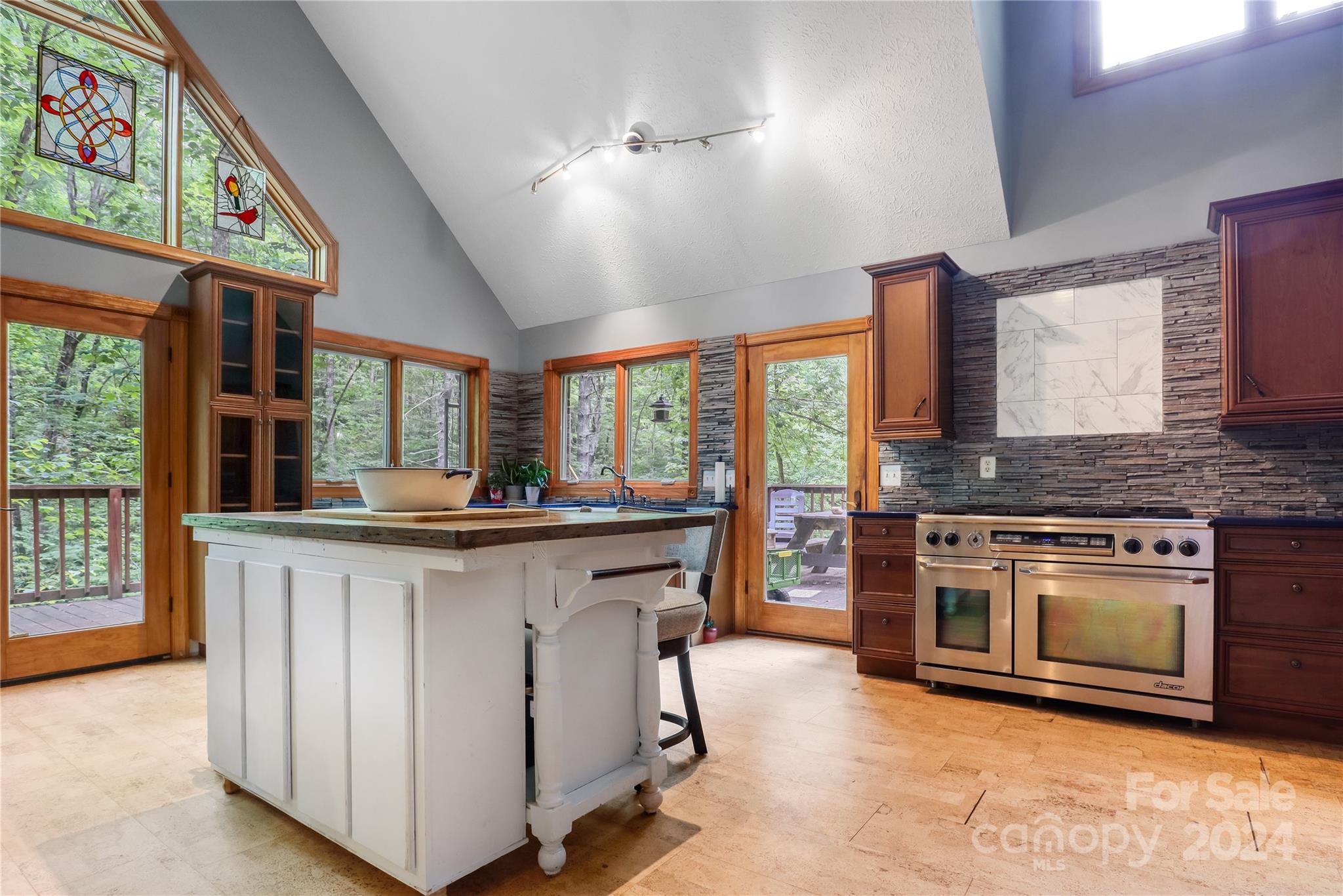 Lake Adger - Residential
