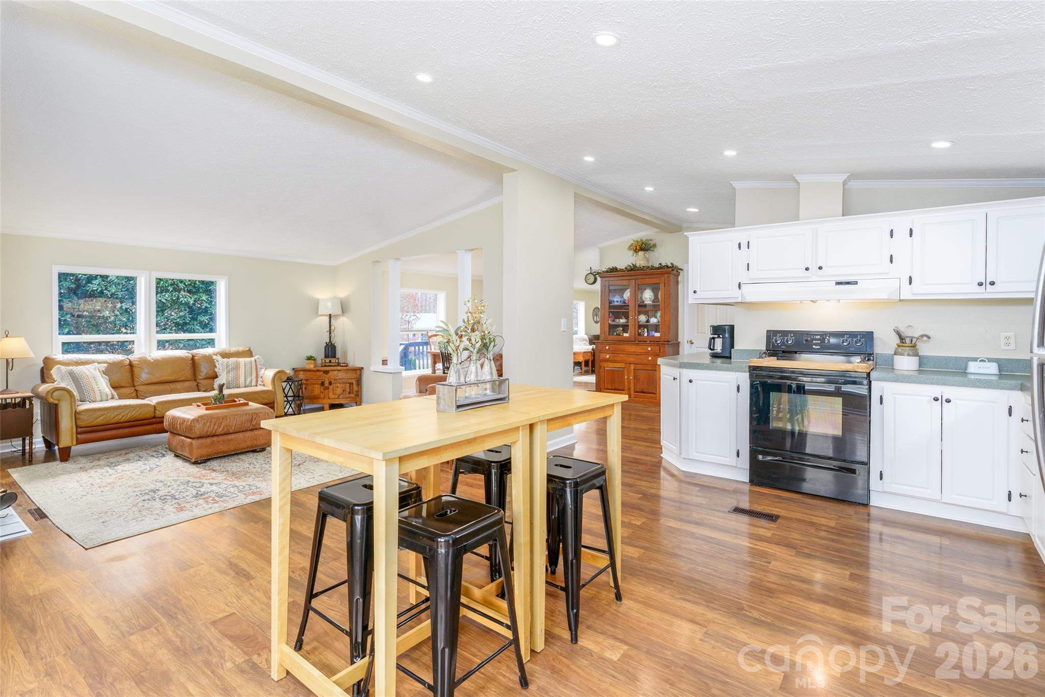 Windward Pointe - Residential