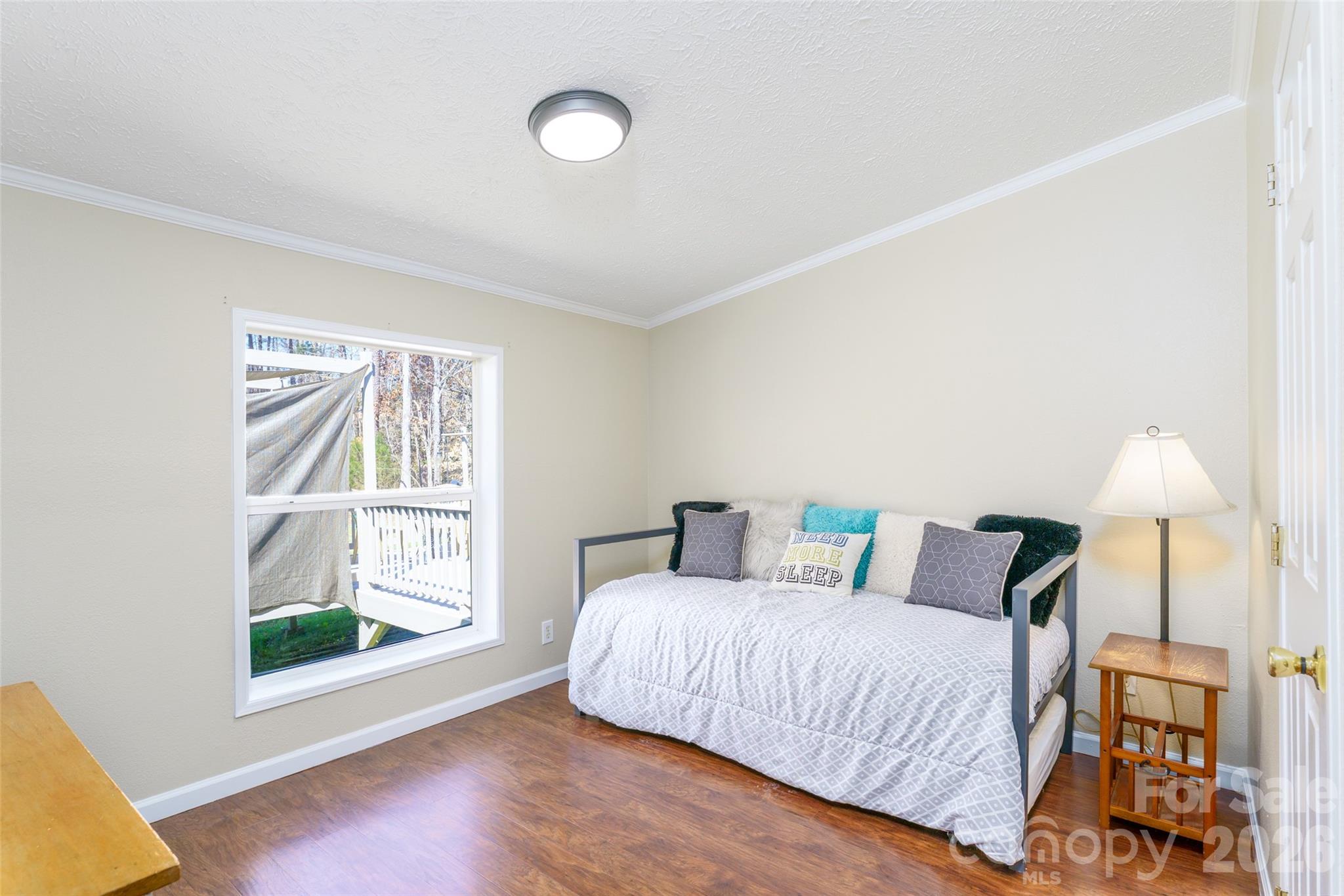 Windward Pointe - Residential