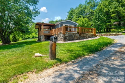 Photo of 203 Justice Drive, Clyde, NC 28721 (MLS # 4400421)