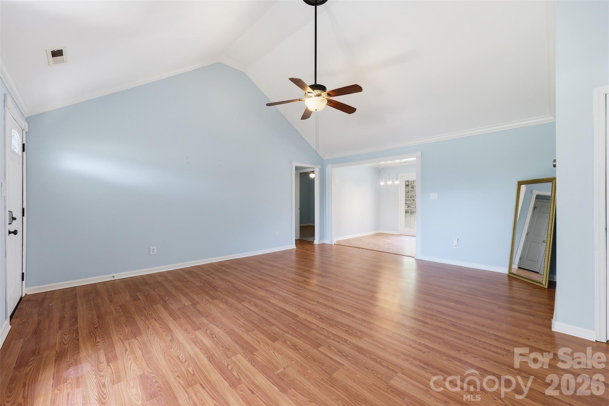 106 Chinaberry Court