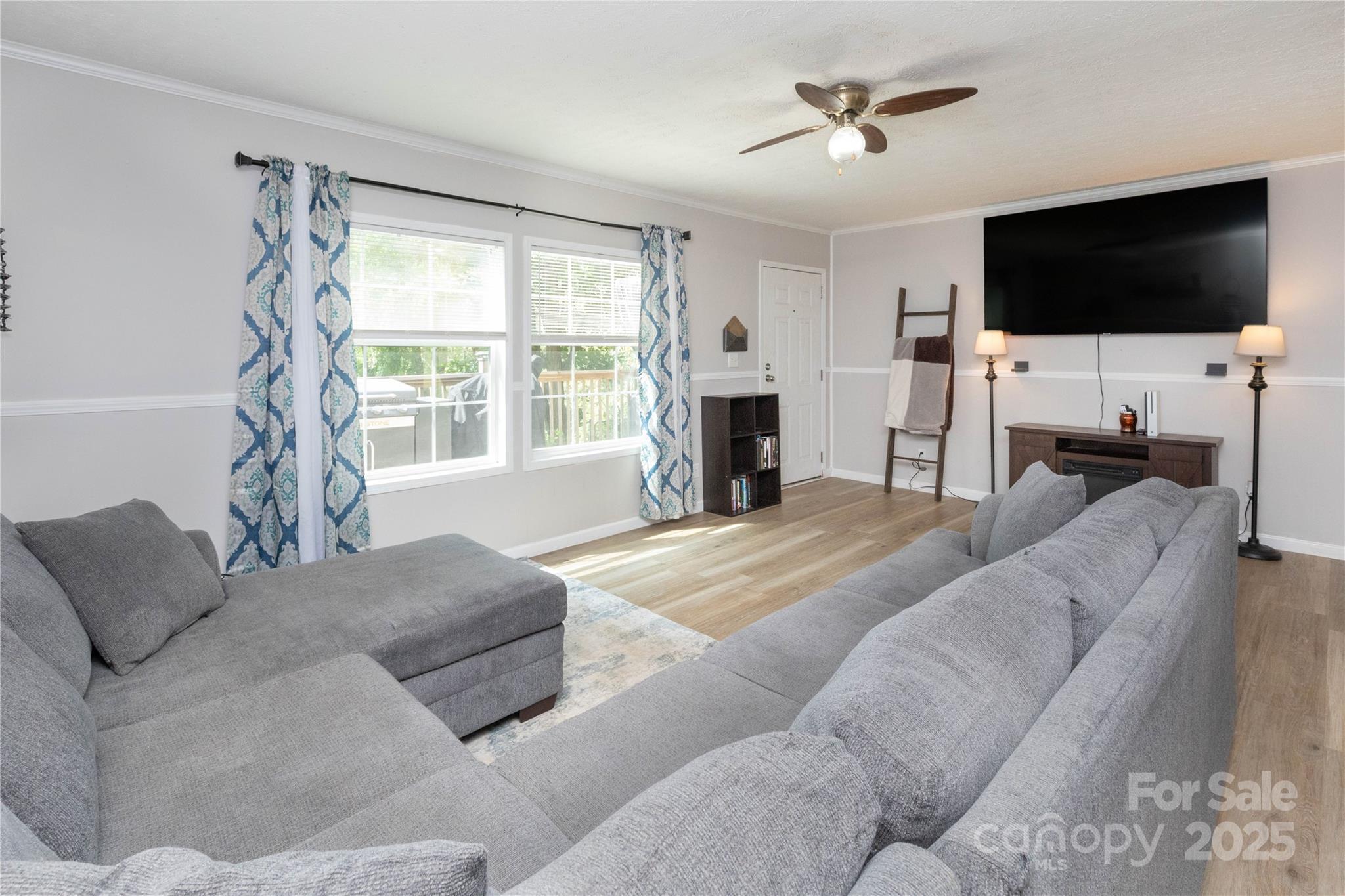 25 Mountain View Ridge