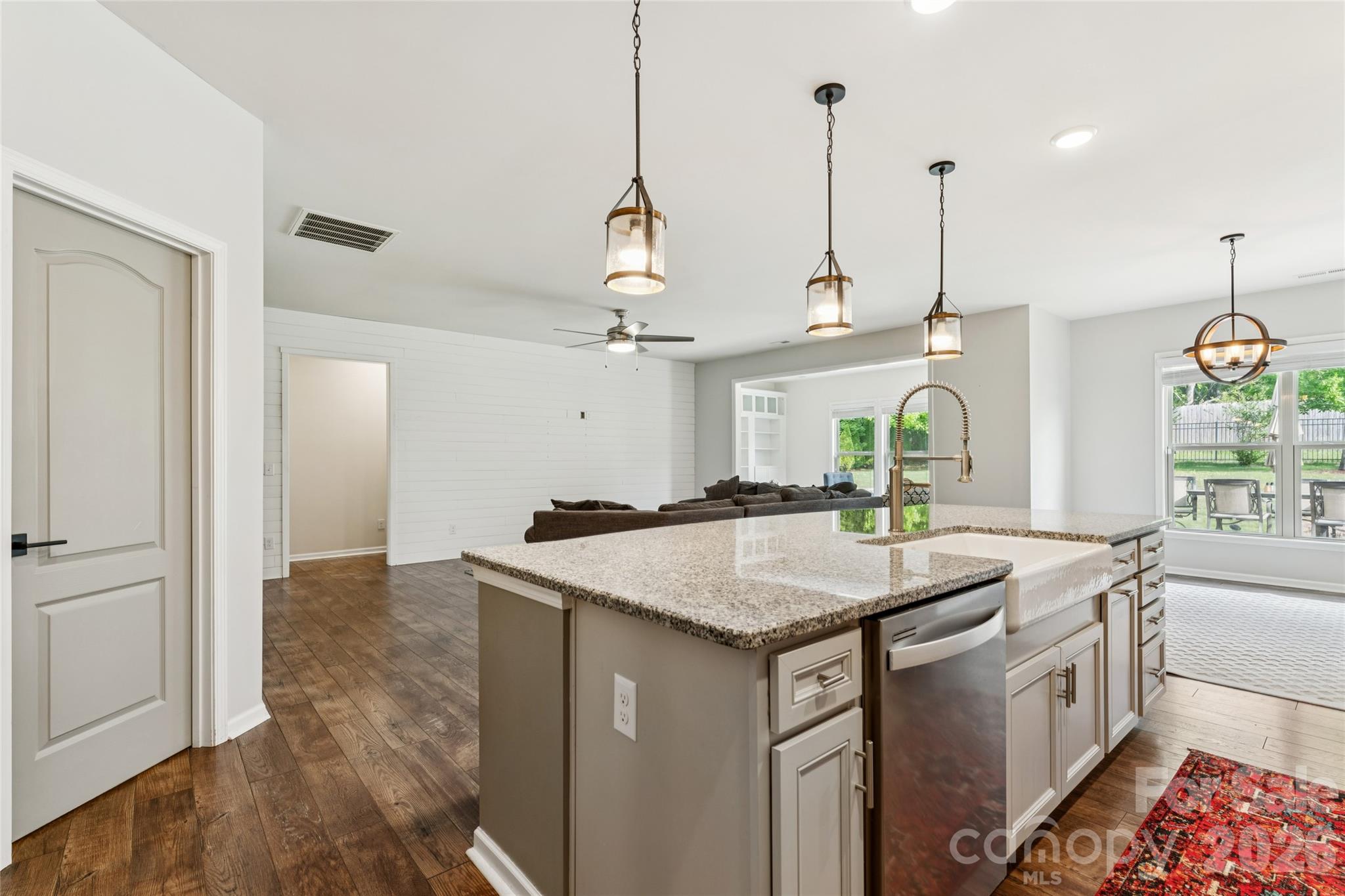 12633 Heritage Vista Drive