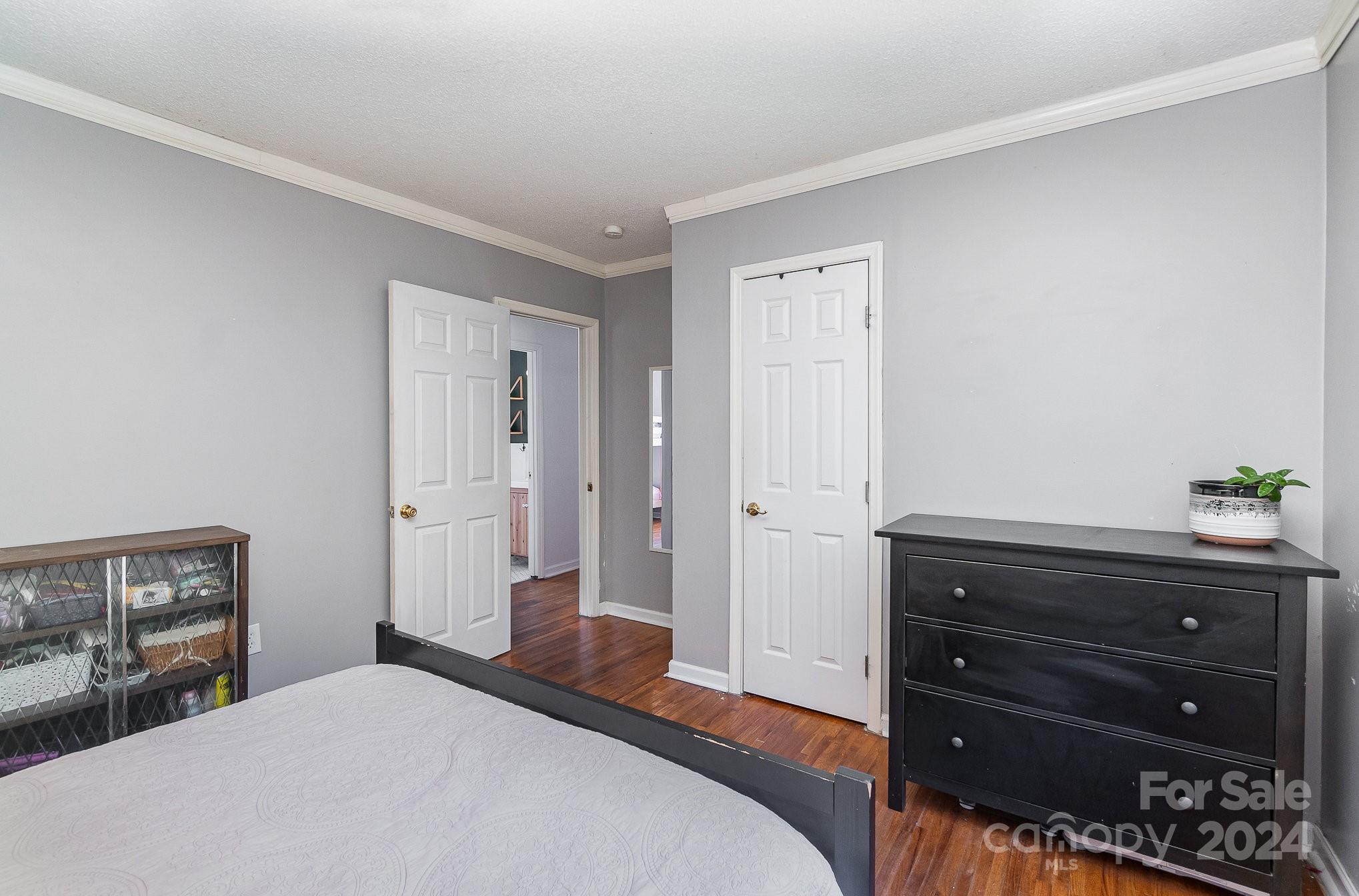 Howie Acres - Residential