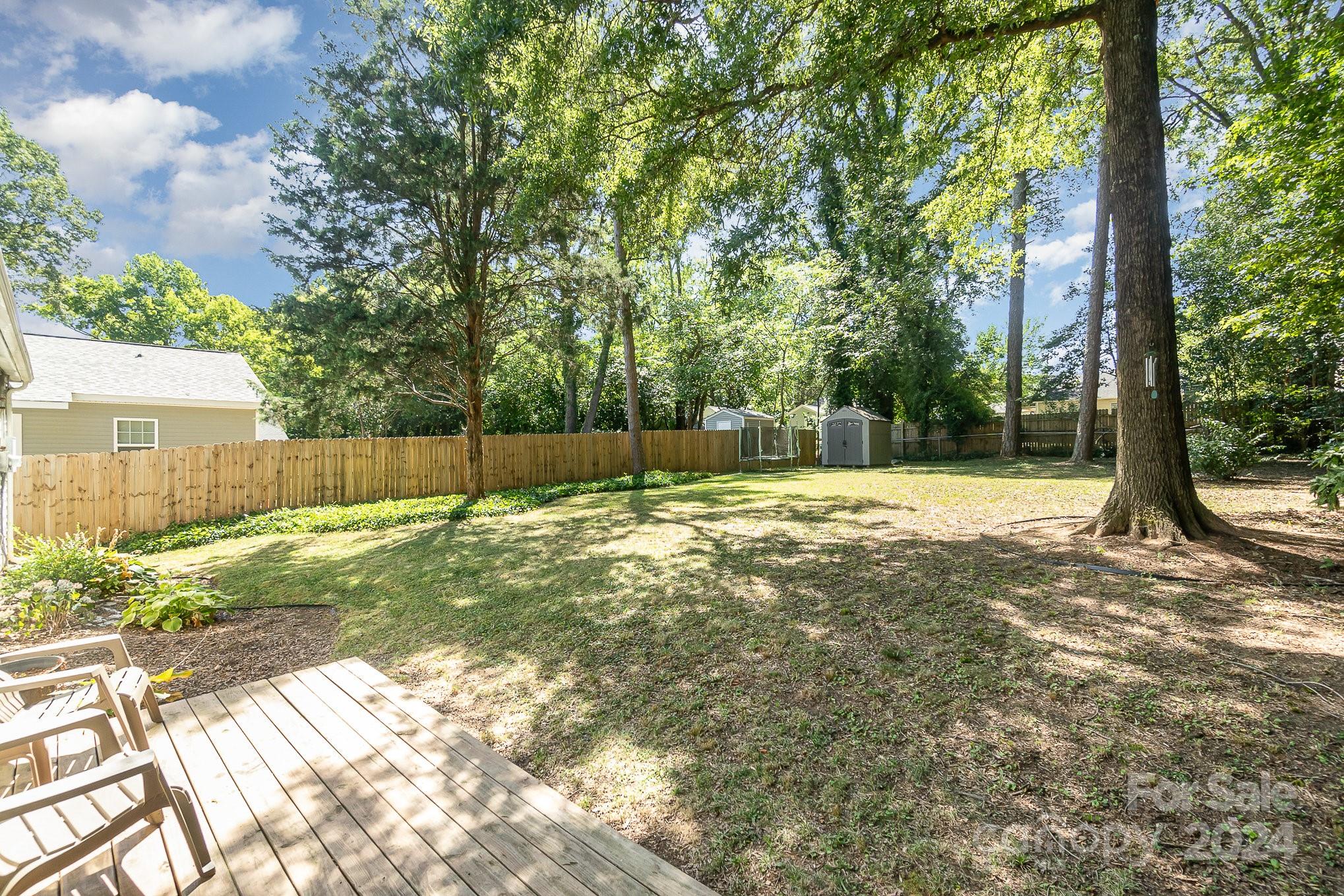 Howie Acres - Residential