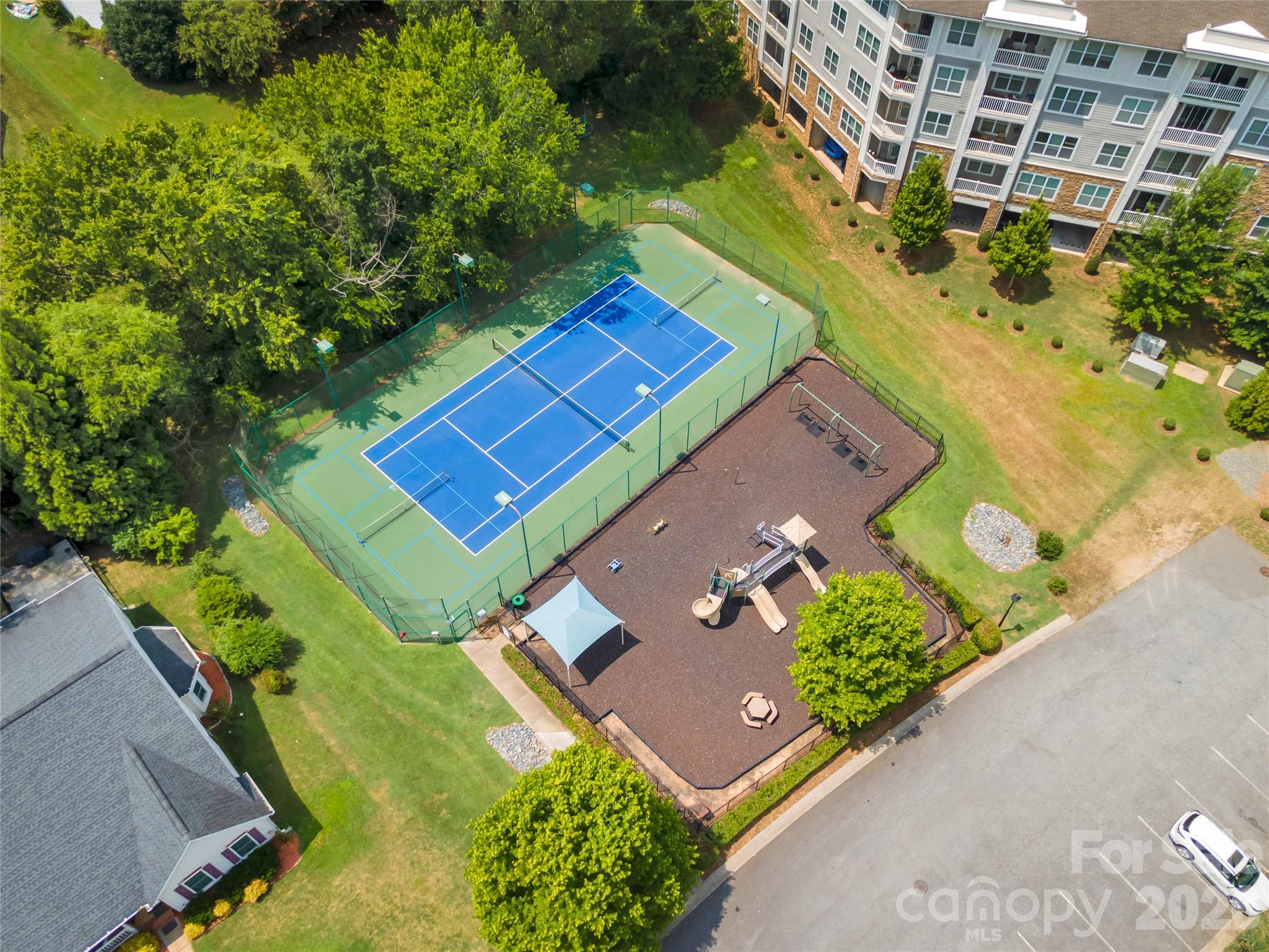 Riverfront - Residential