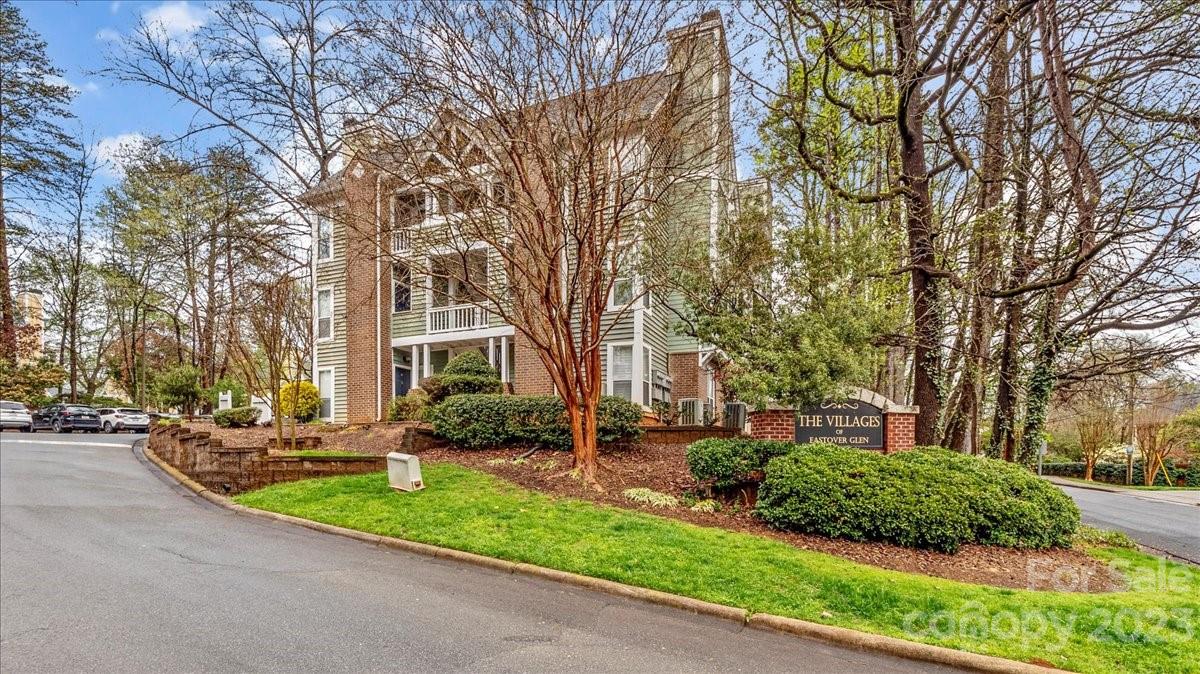 The Villages of Eastover Glen - Residential