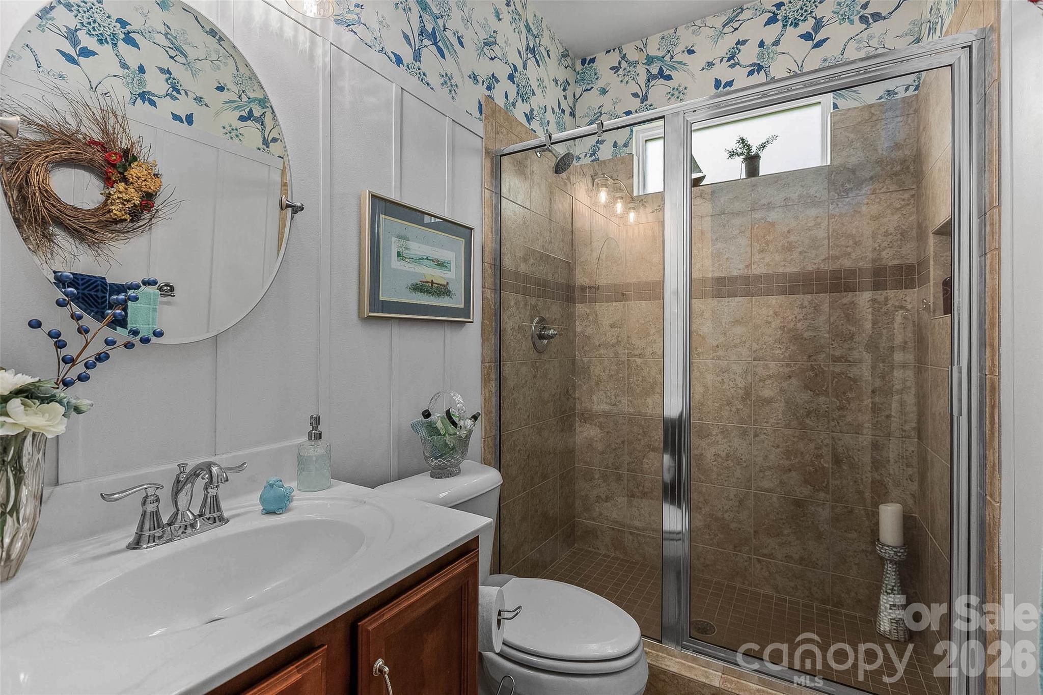 Yachtsmans Point - Residential