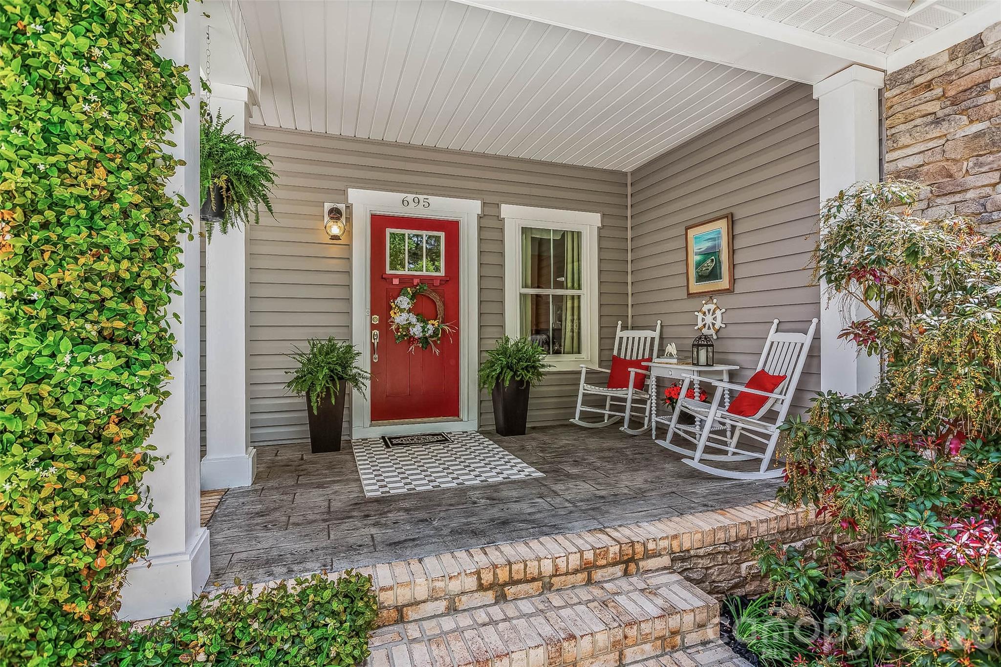 Yachtsmans Point - Residential