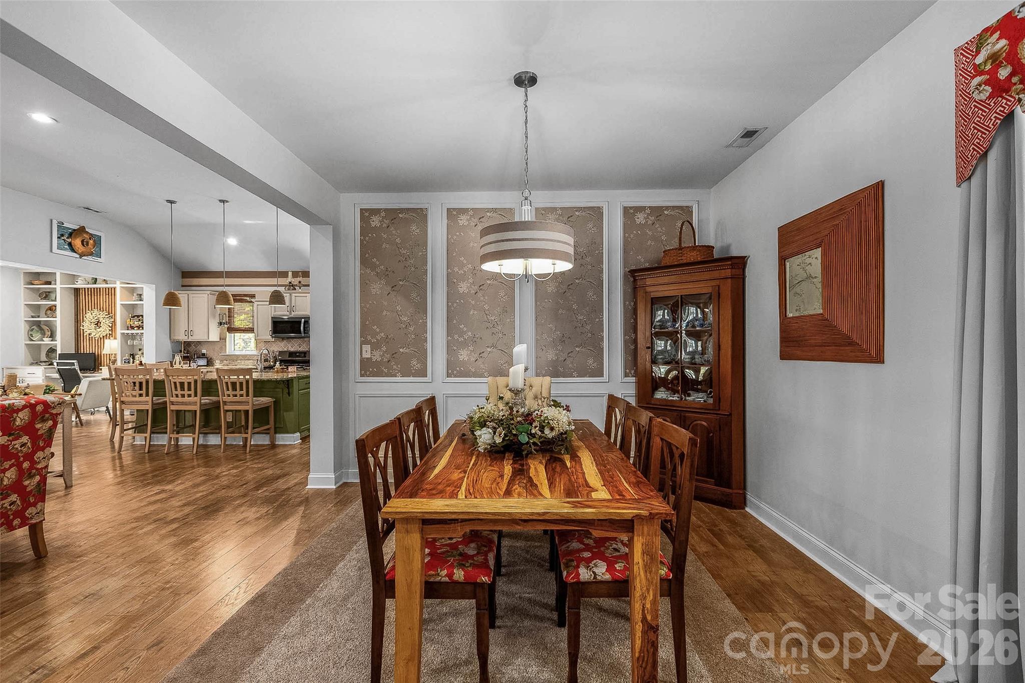 Yachtsmans Point - Residential