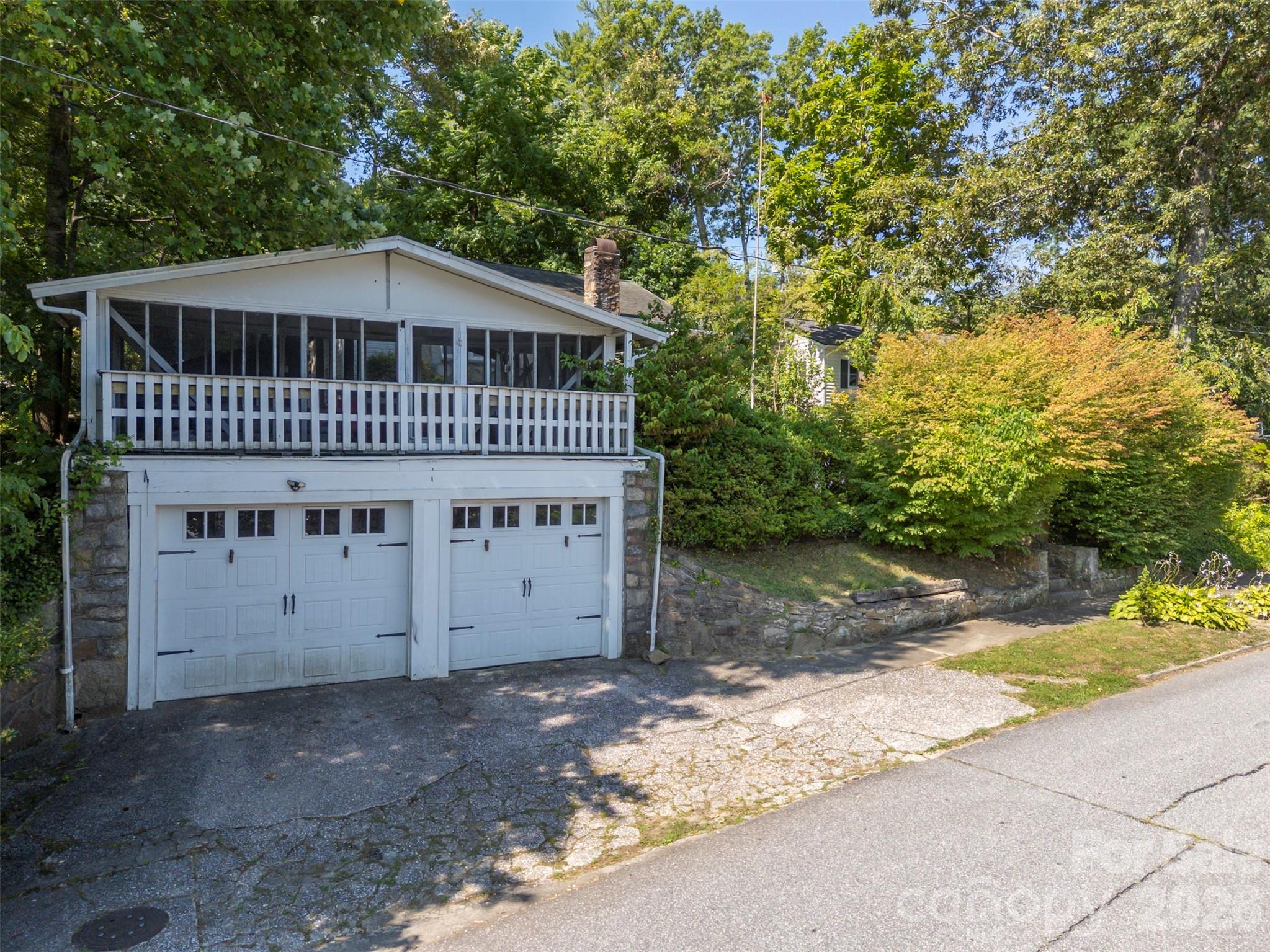720 Sylvan Boulevard