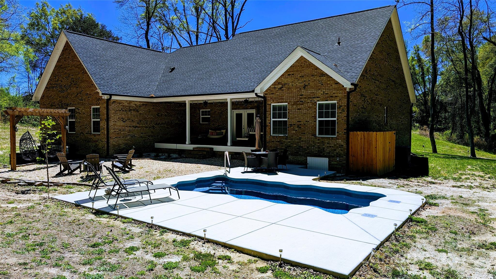 Ole Eastpointe - Residential