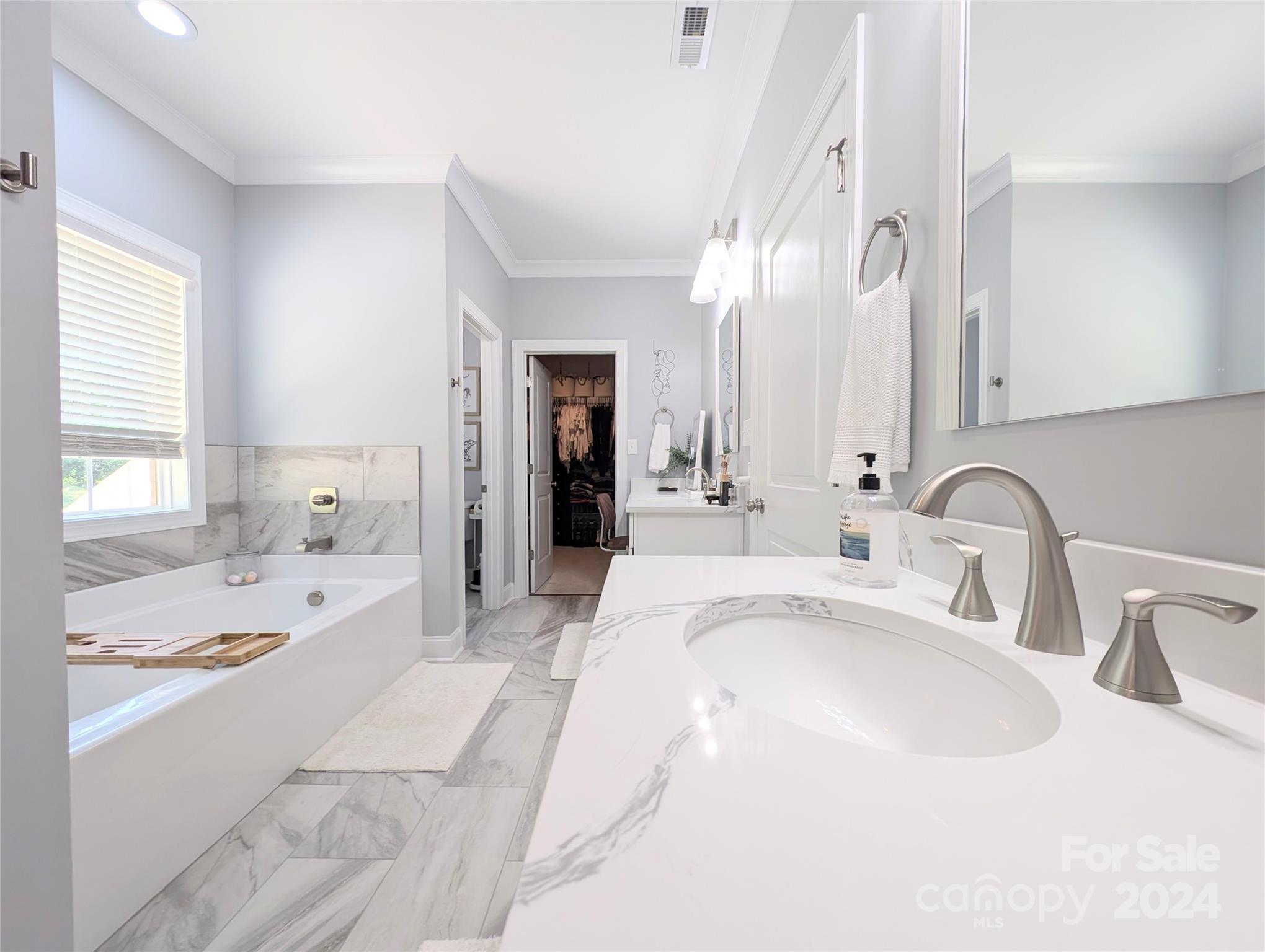 Ole Eastpointe - Residential